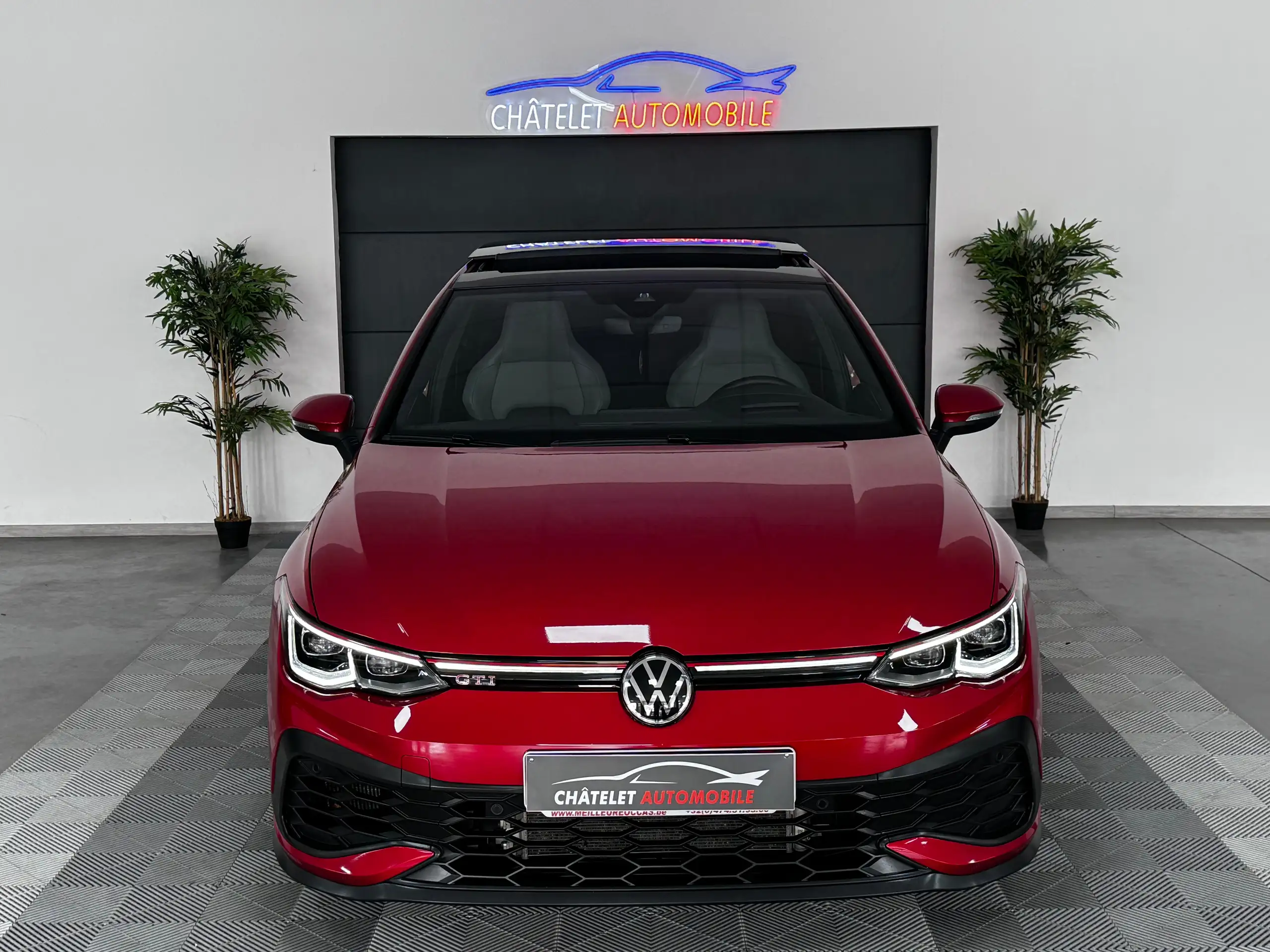 Volkswagen - Golf GTI