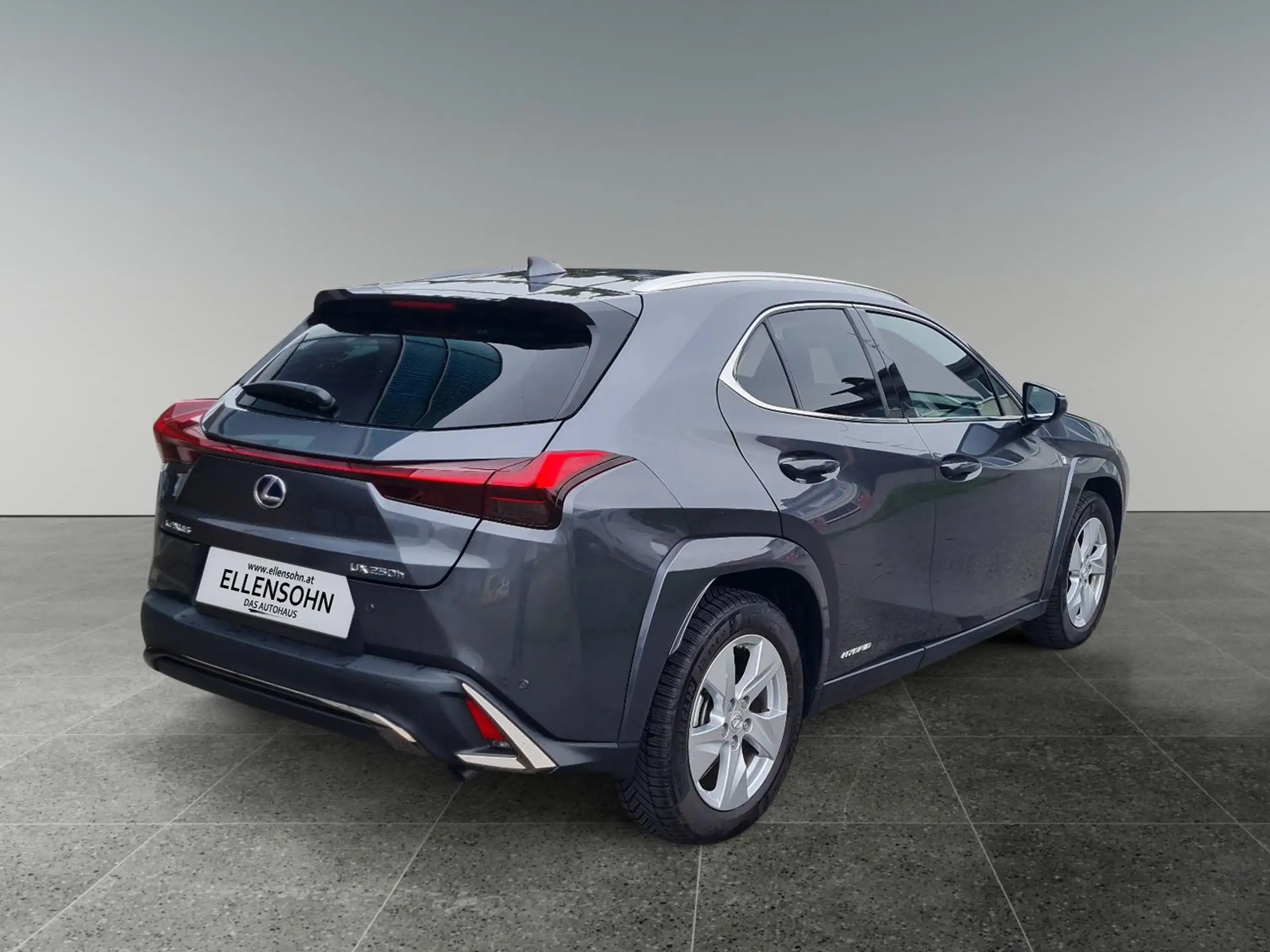 Lexus - UX 250h