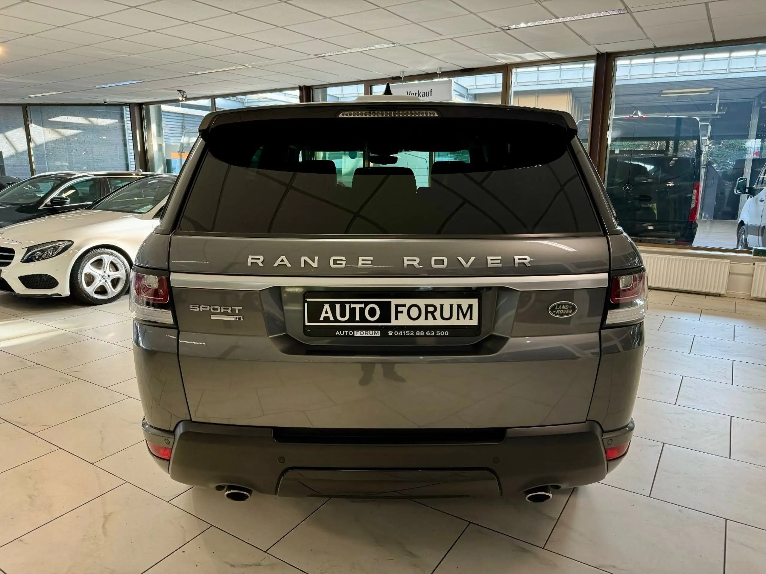 Land Rover - Range Rover Sport