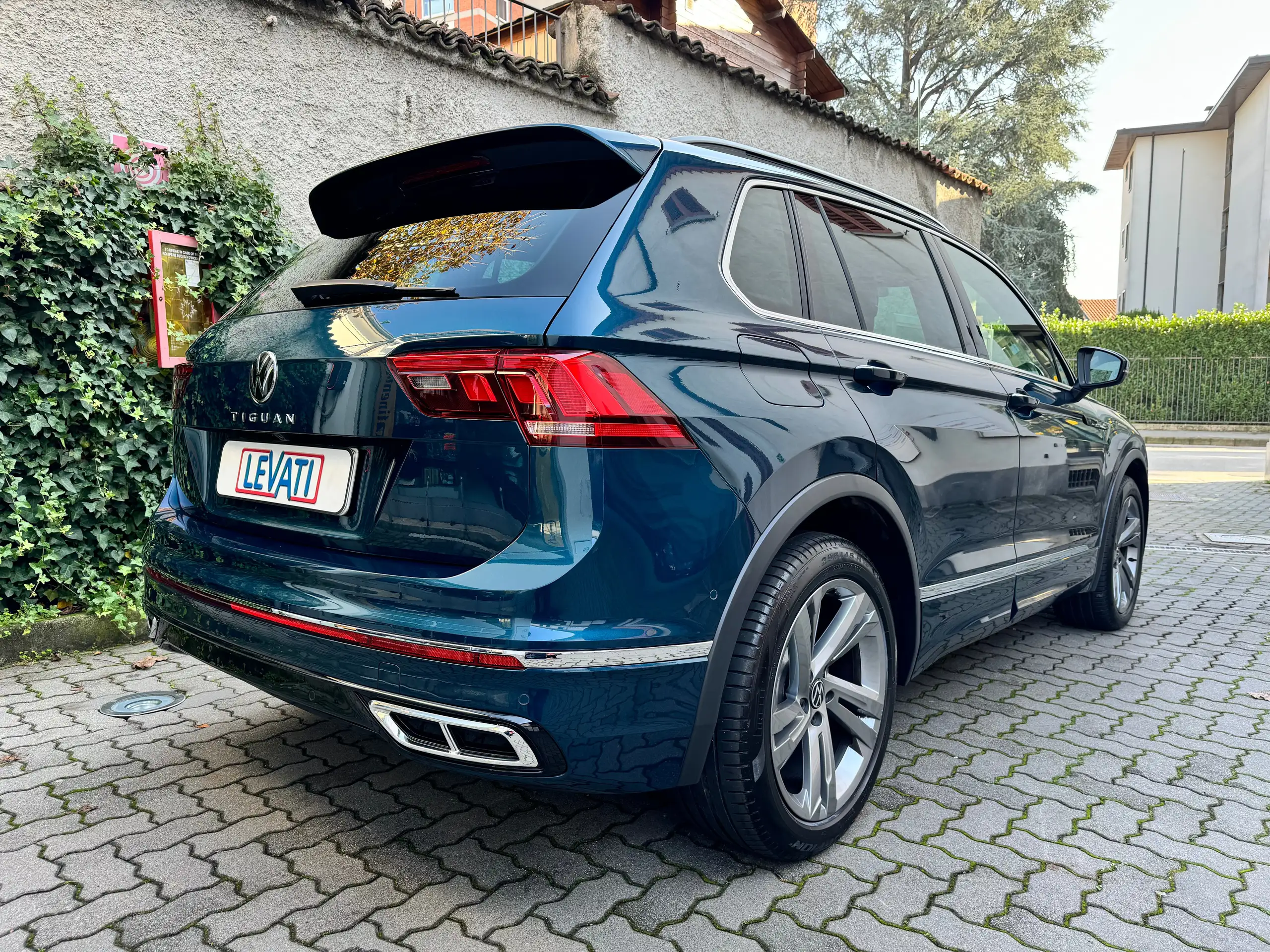 Volkswagen - Tiguan