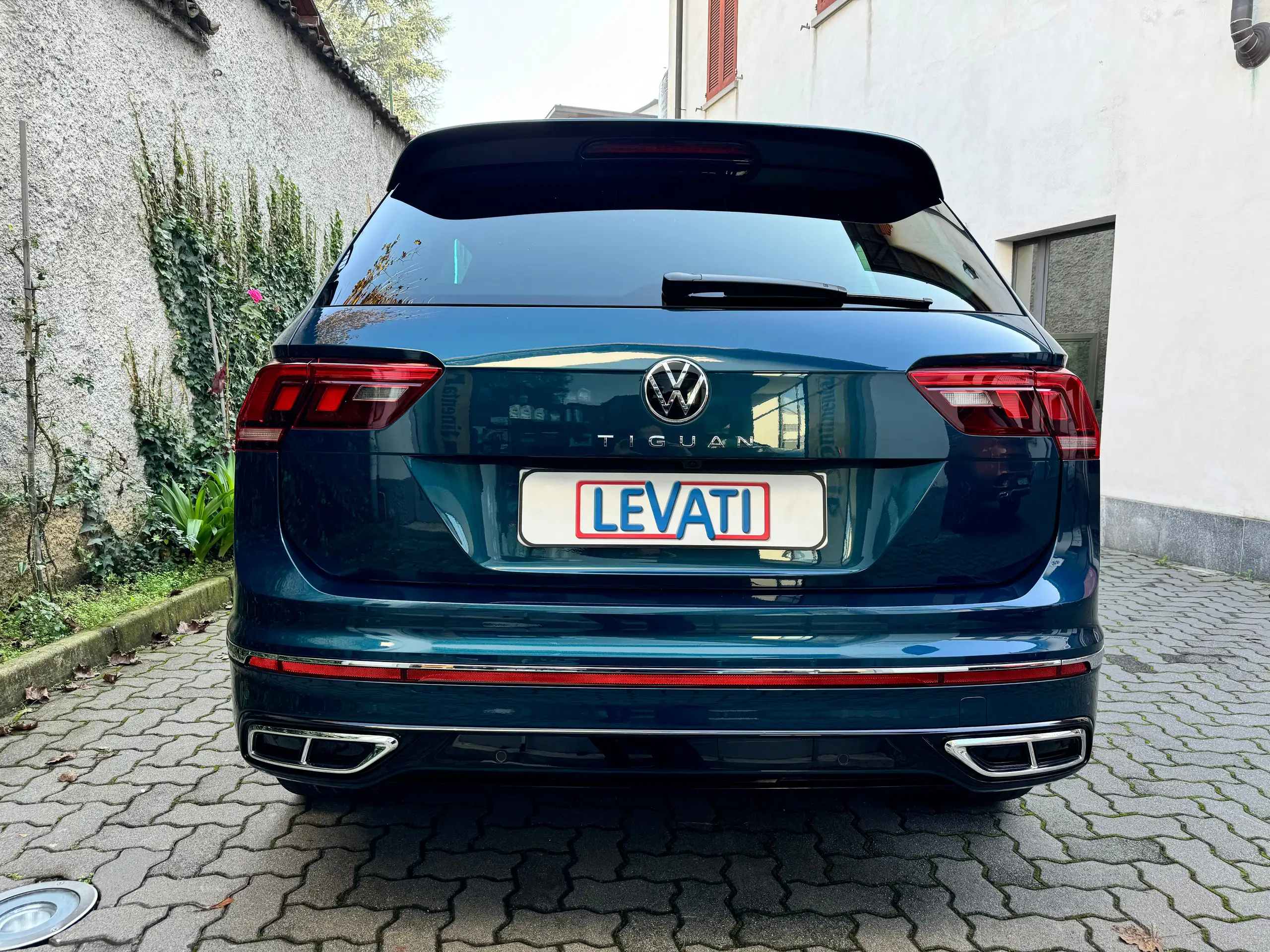 Volkswagen - Tiguan