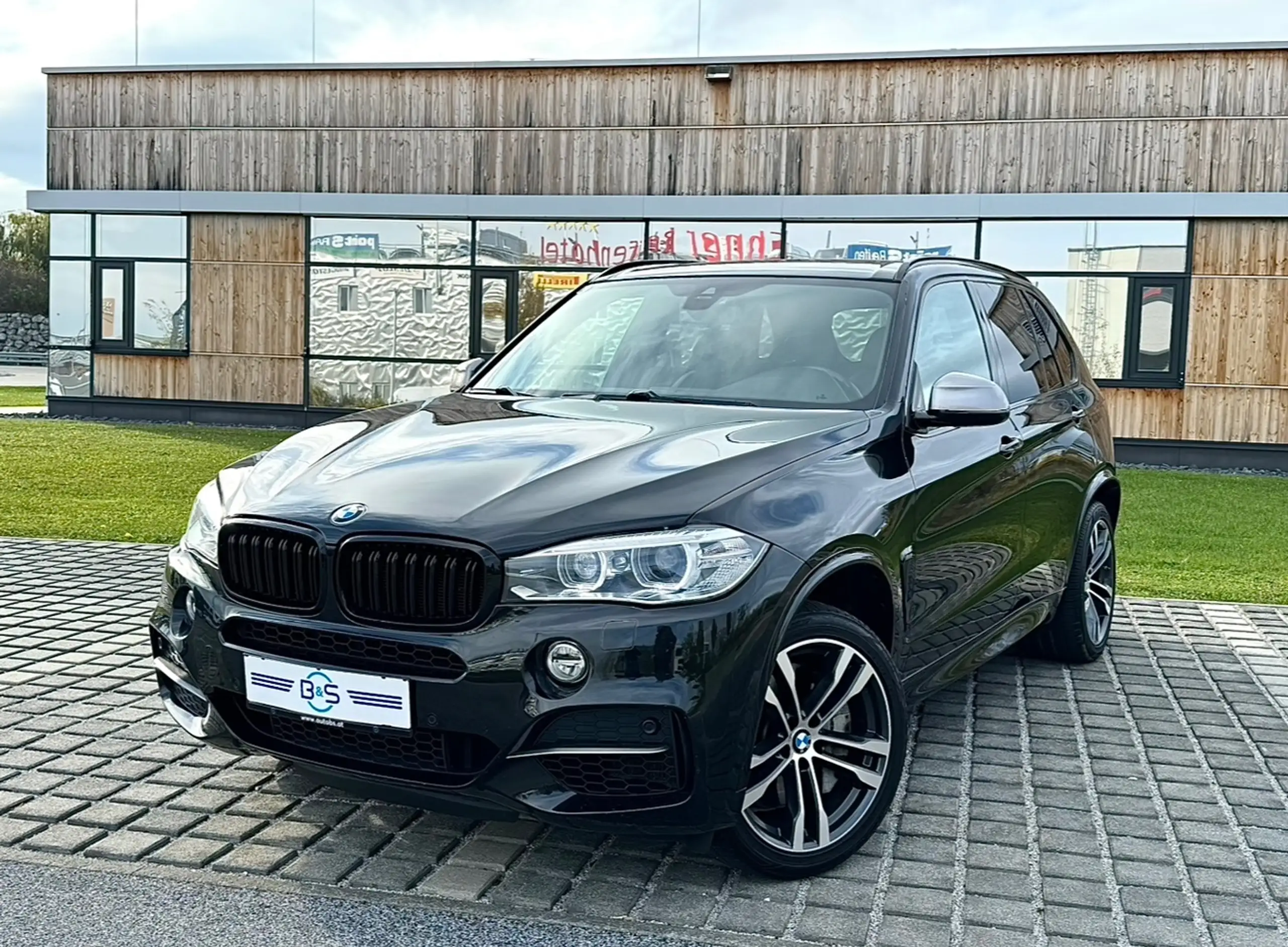 BMW - X5