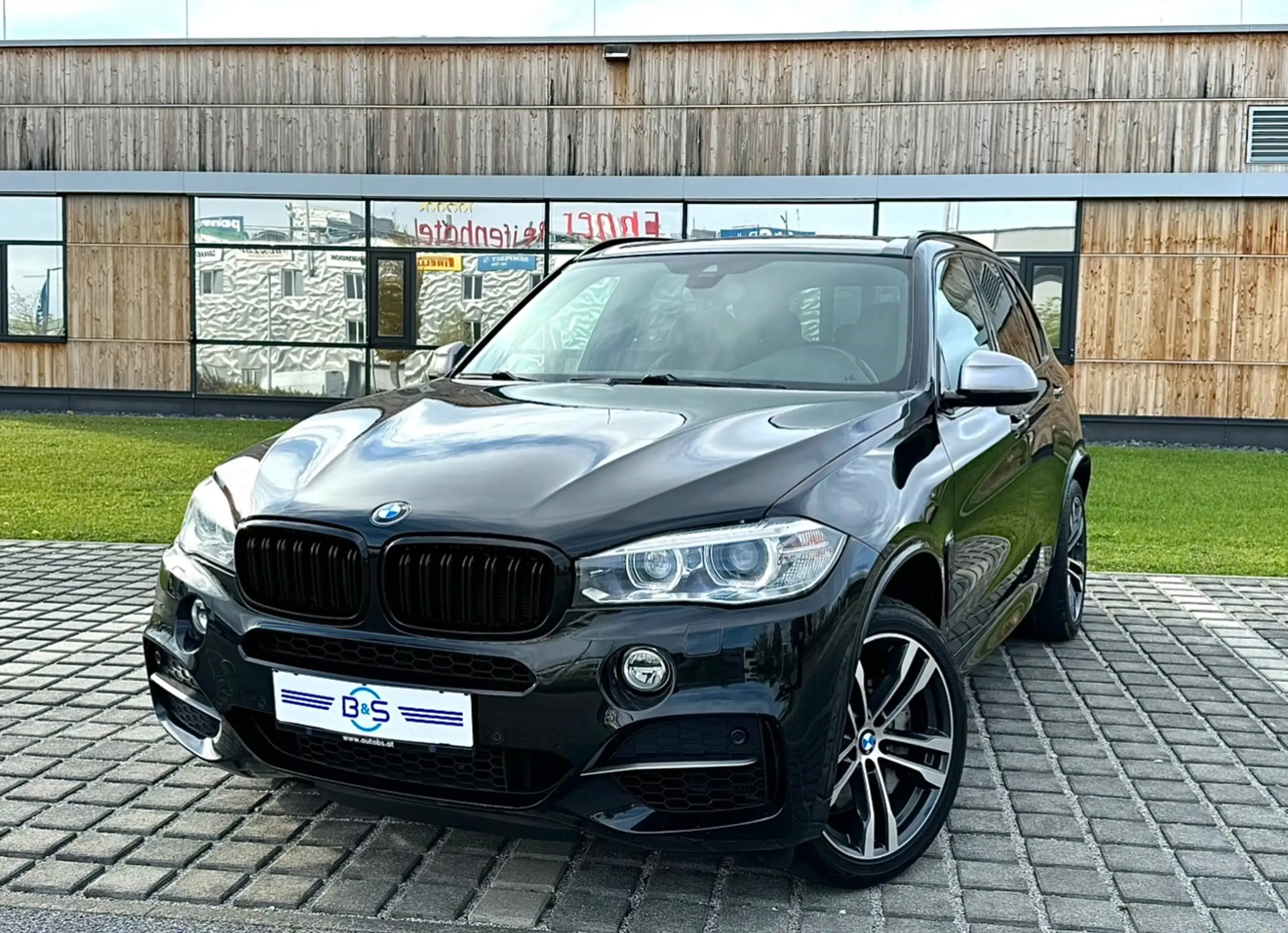 BMW - X5