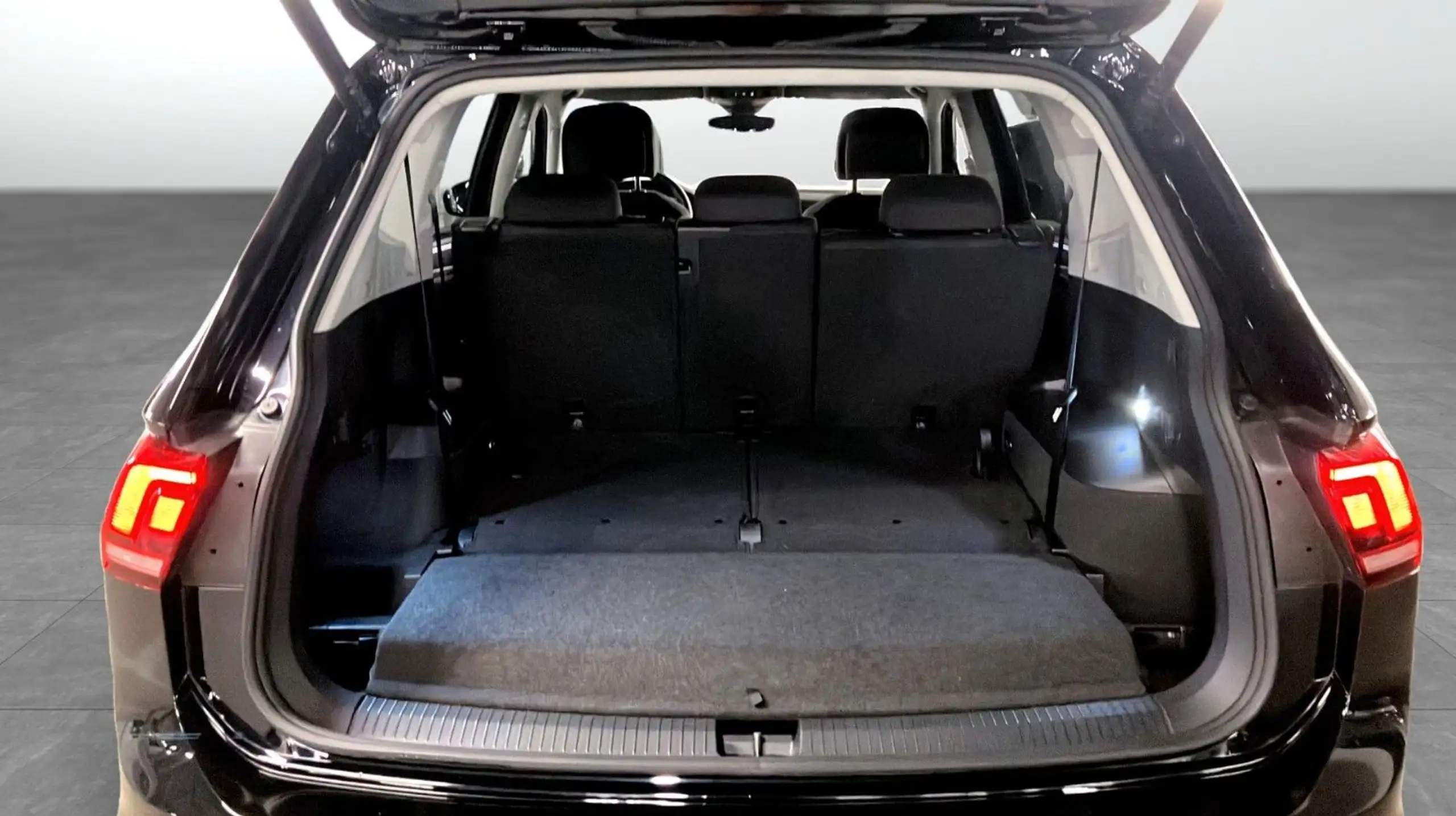 Volkswagen - Tiguan Allspace