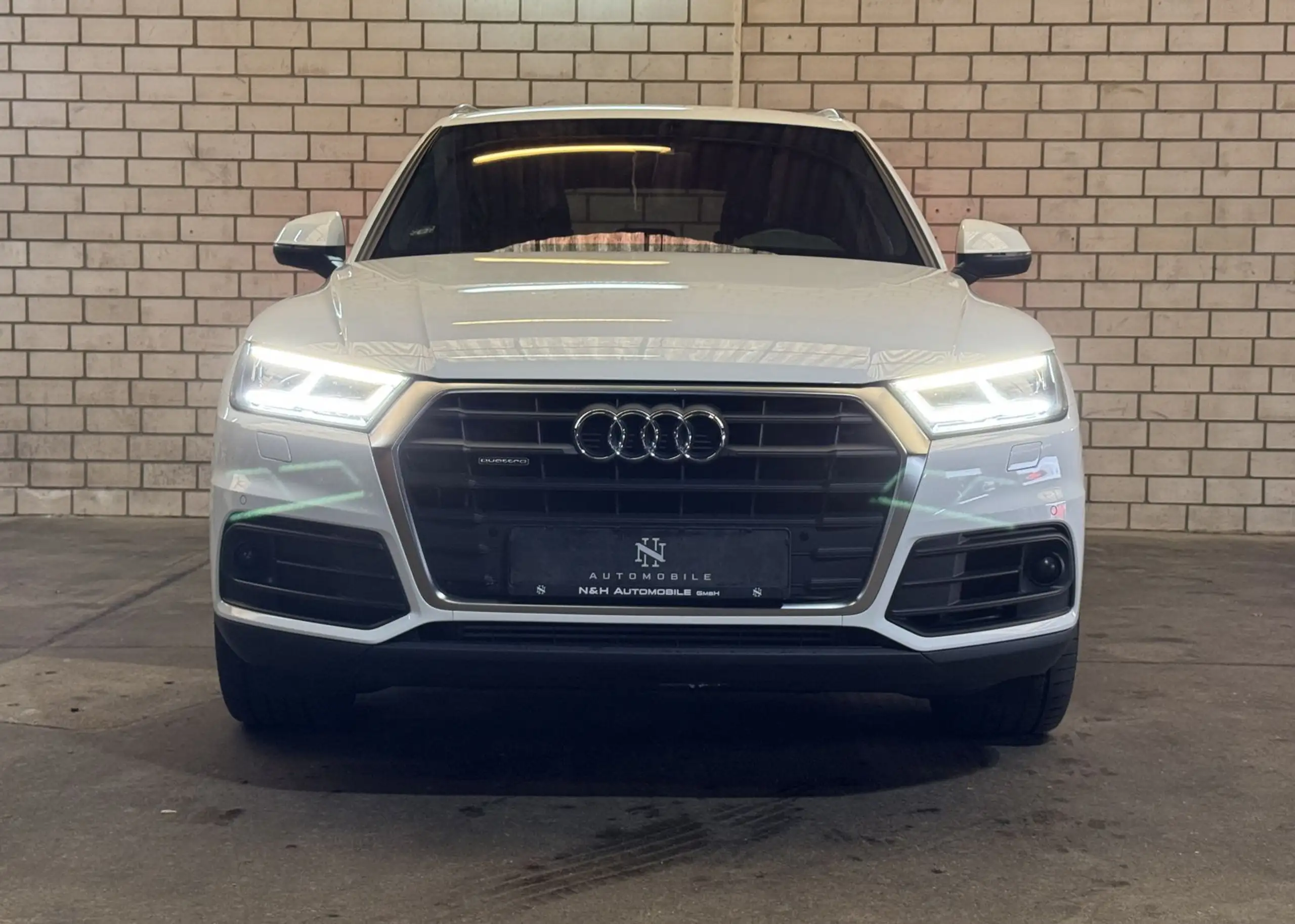 Audi - Q5