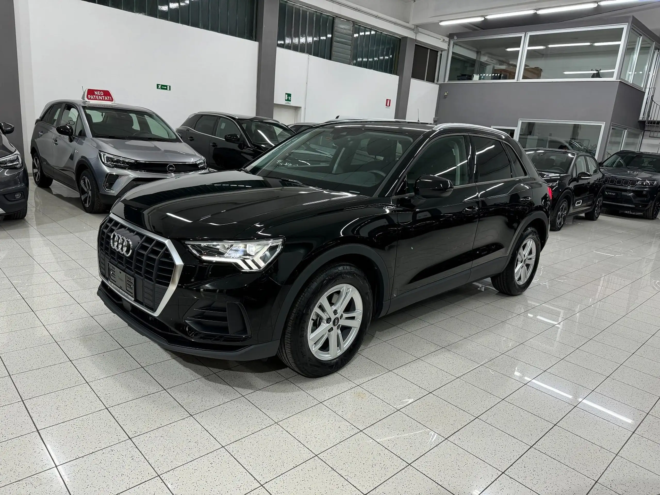 Audi - Q3