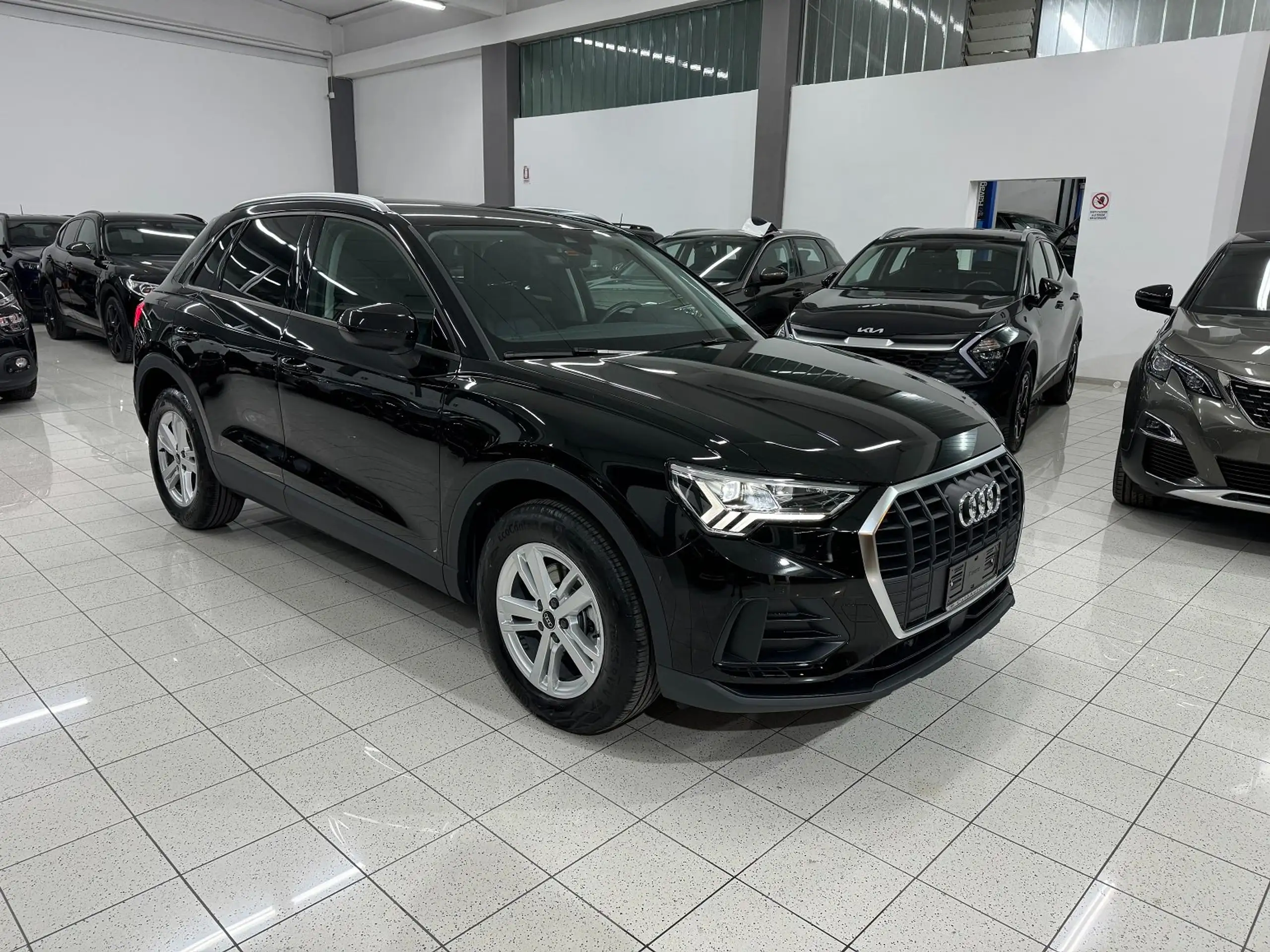 Audi - Q3