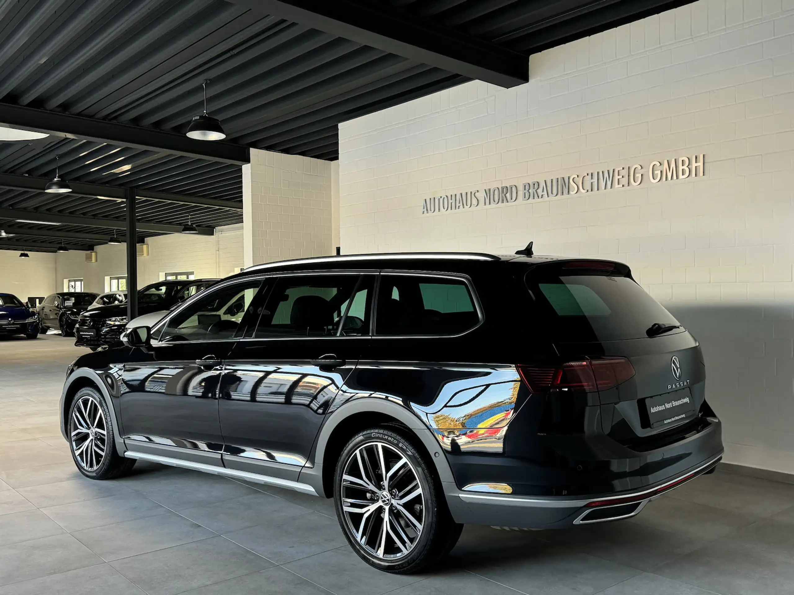 Volkswagen - Passat Alltrack