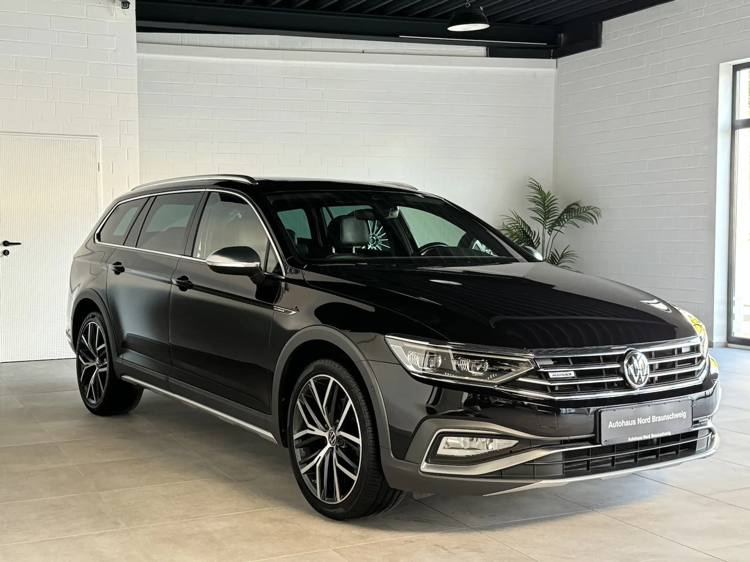 Volkswagen - Passat Alltrack