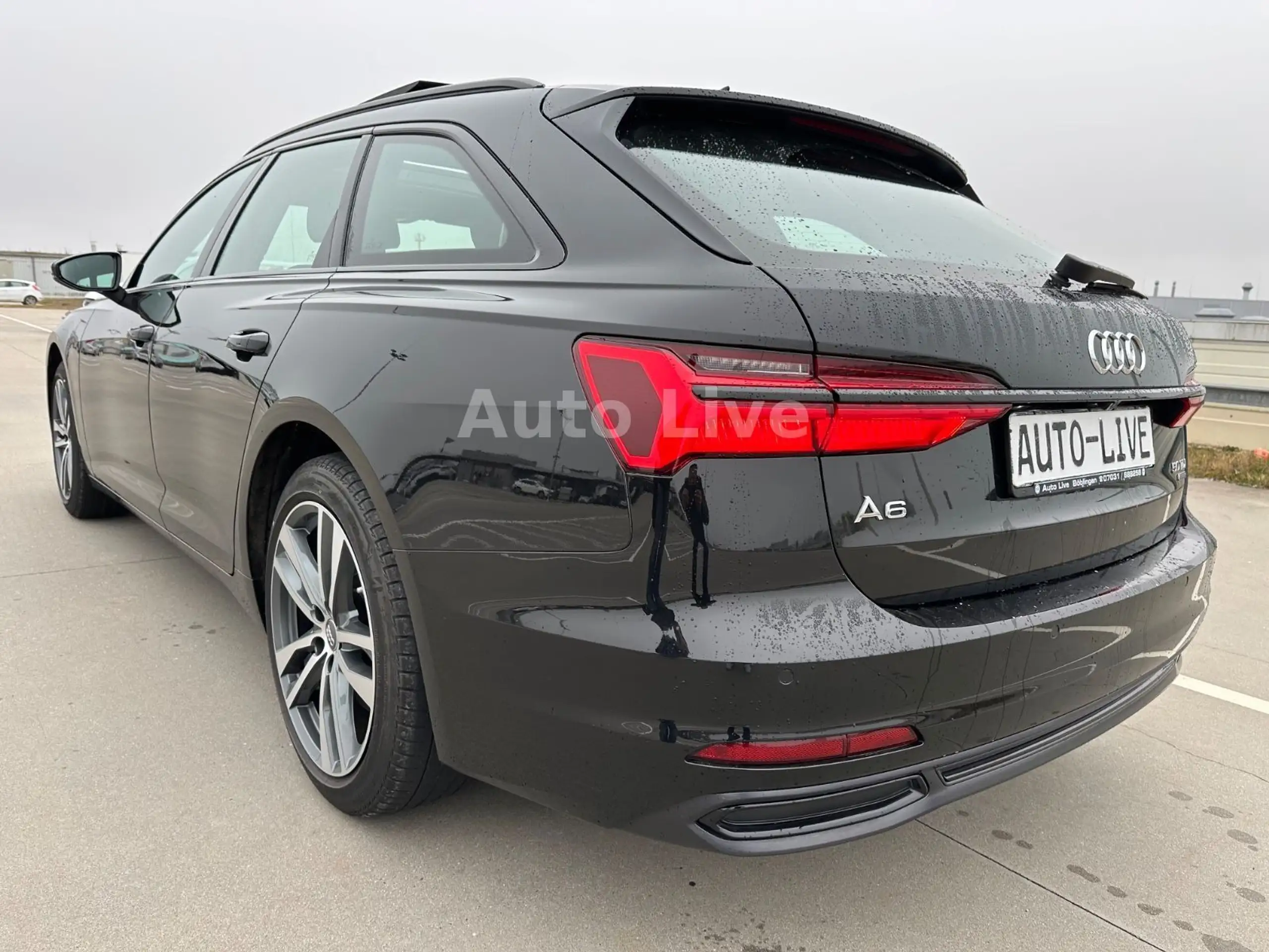 Audi - A6