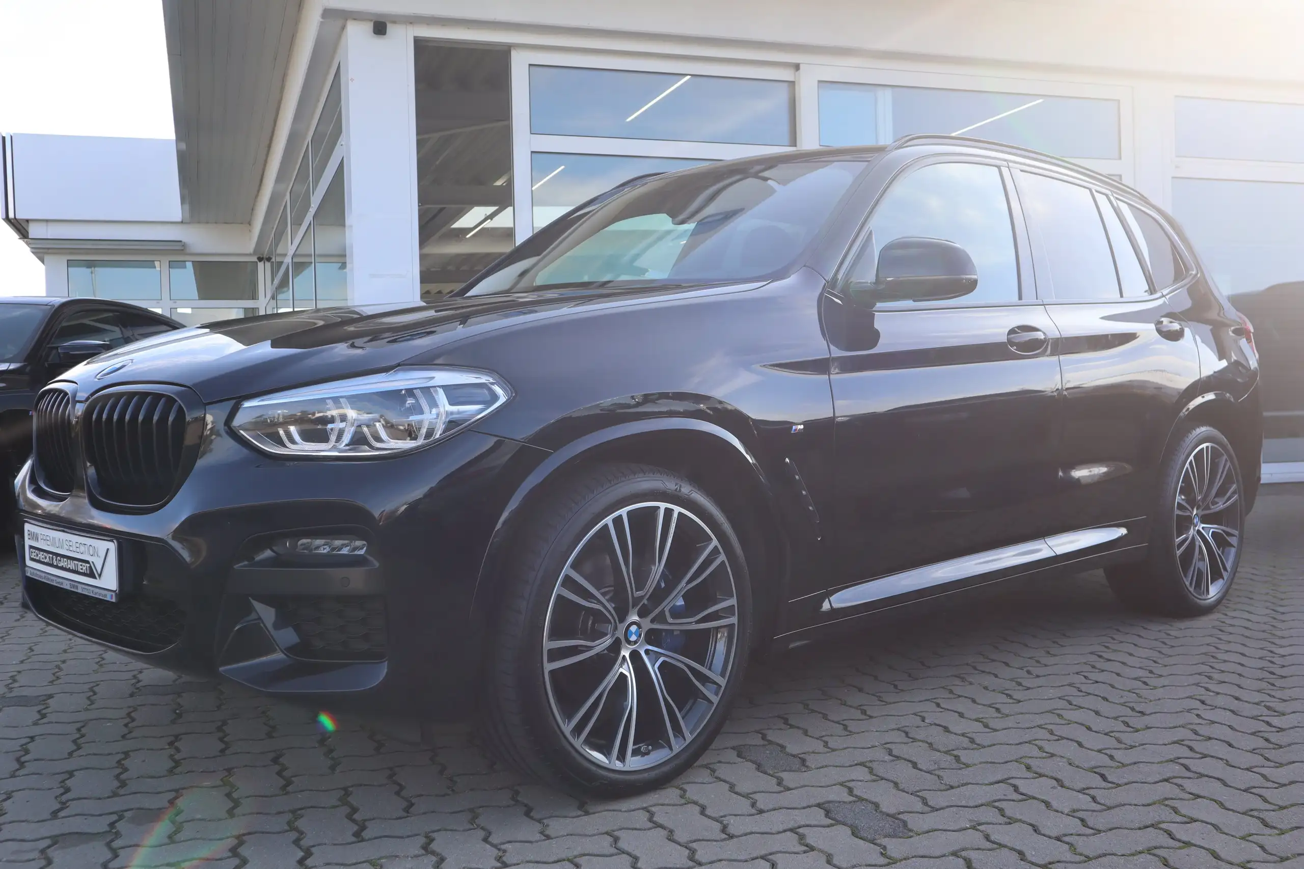 BMW - X3