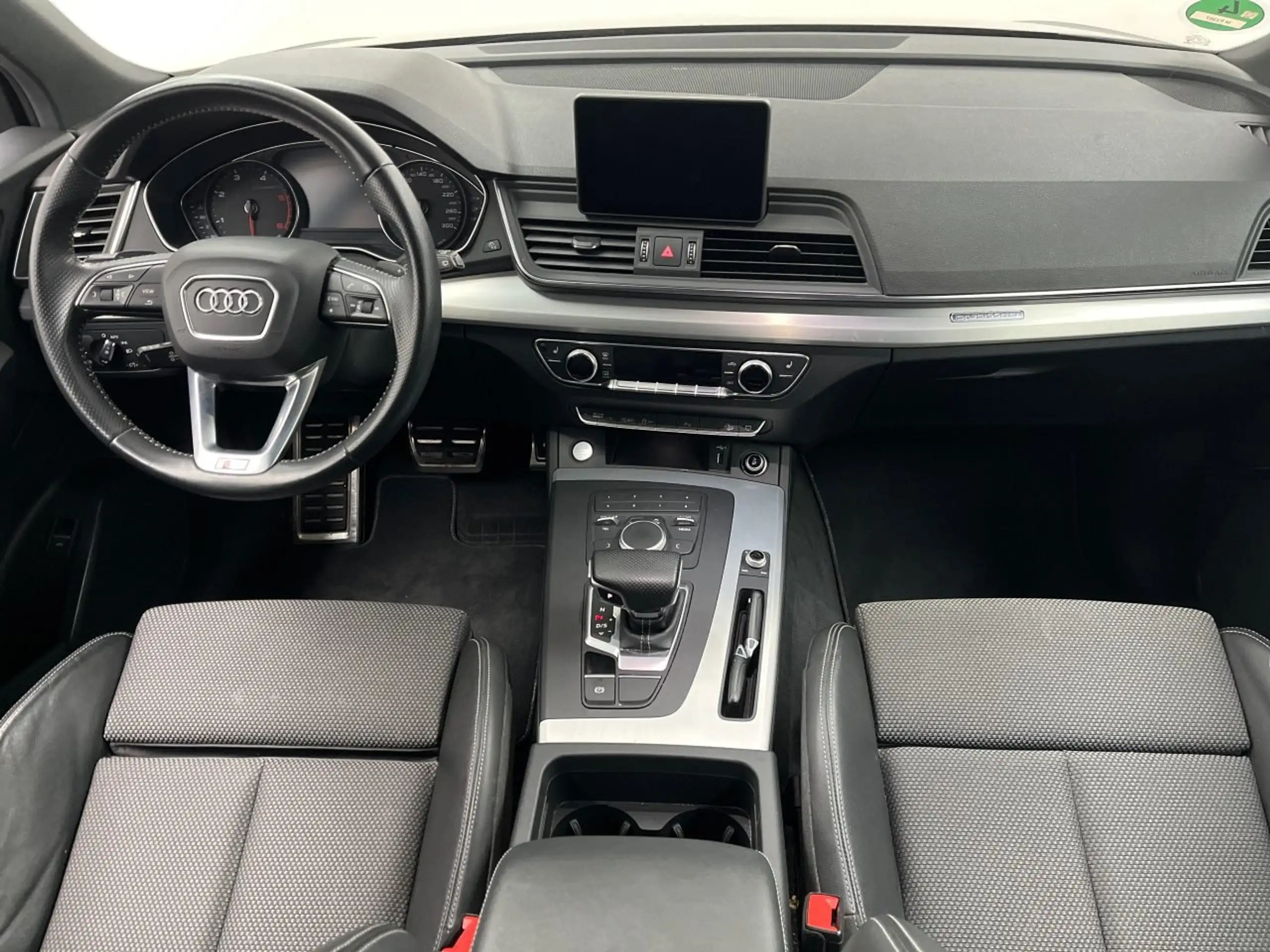 Audi - Q5