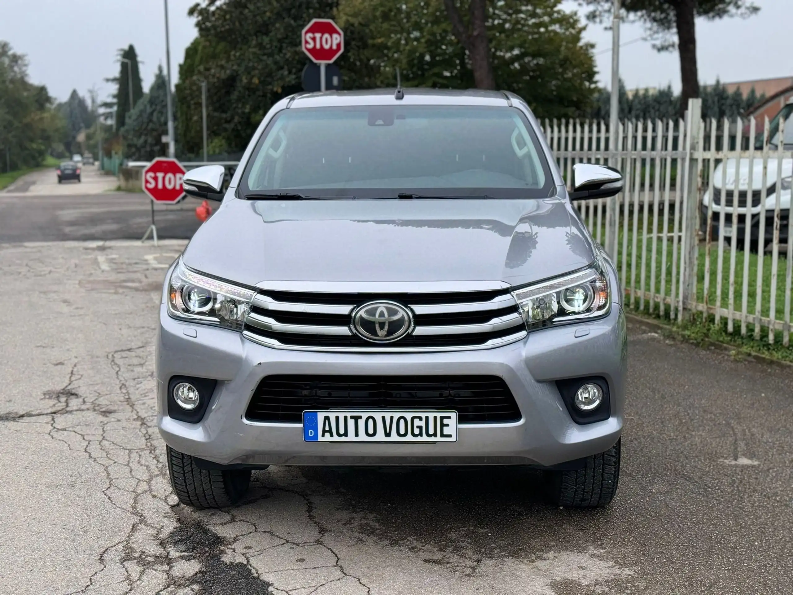 Toyota - Hilux