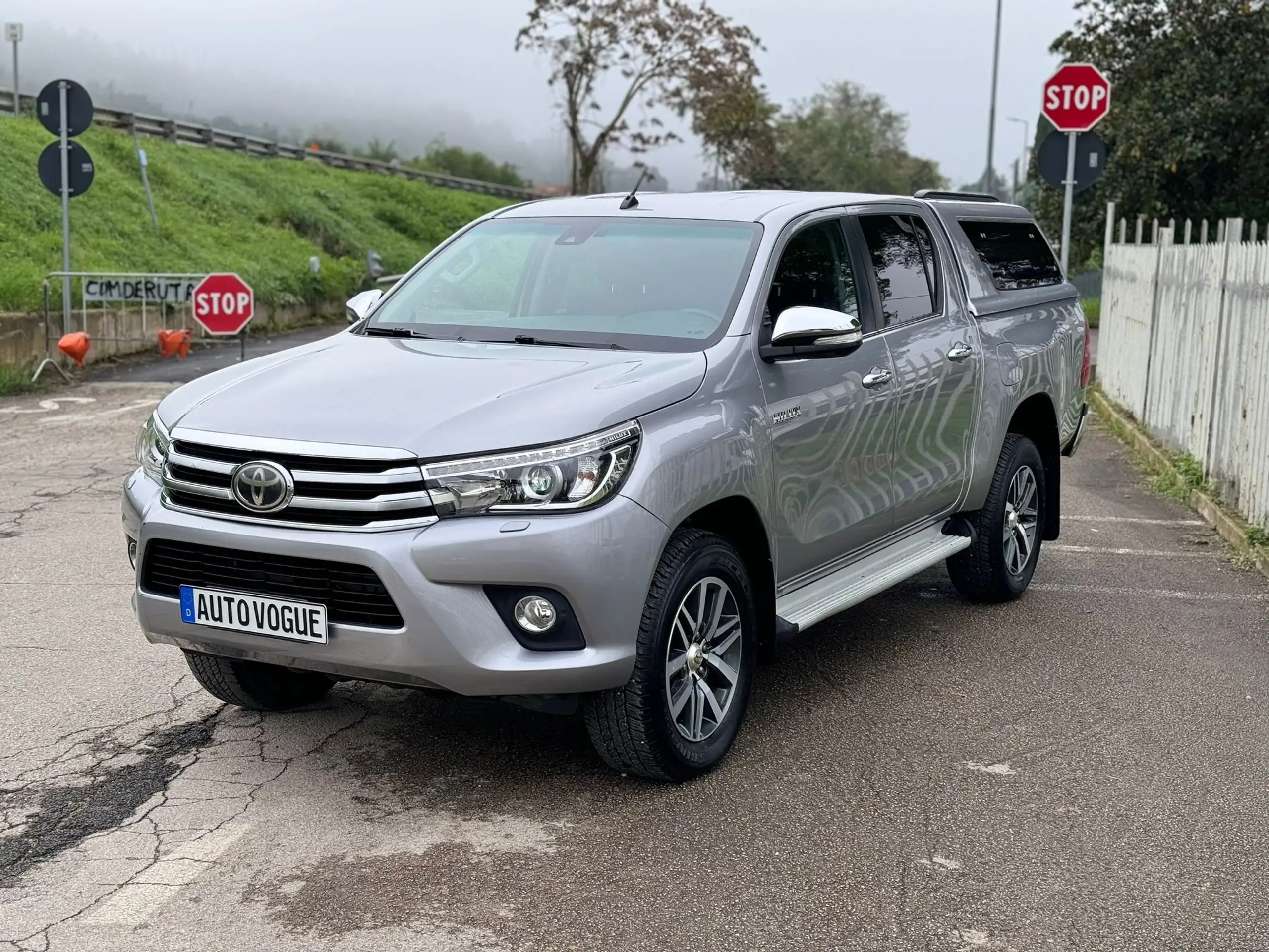 Toyota - Hilux