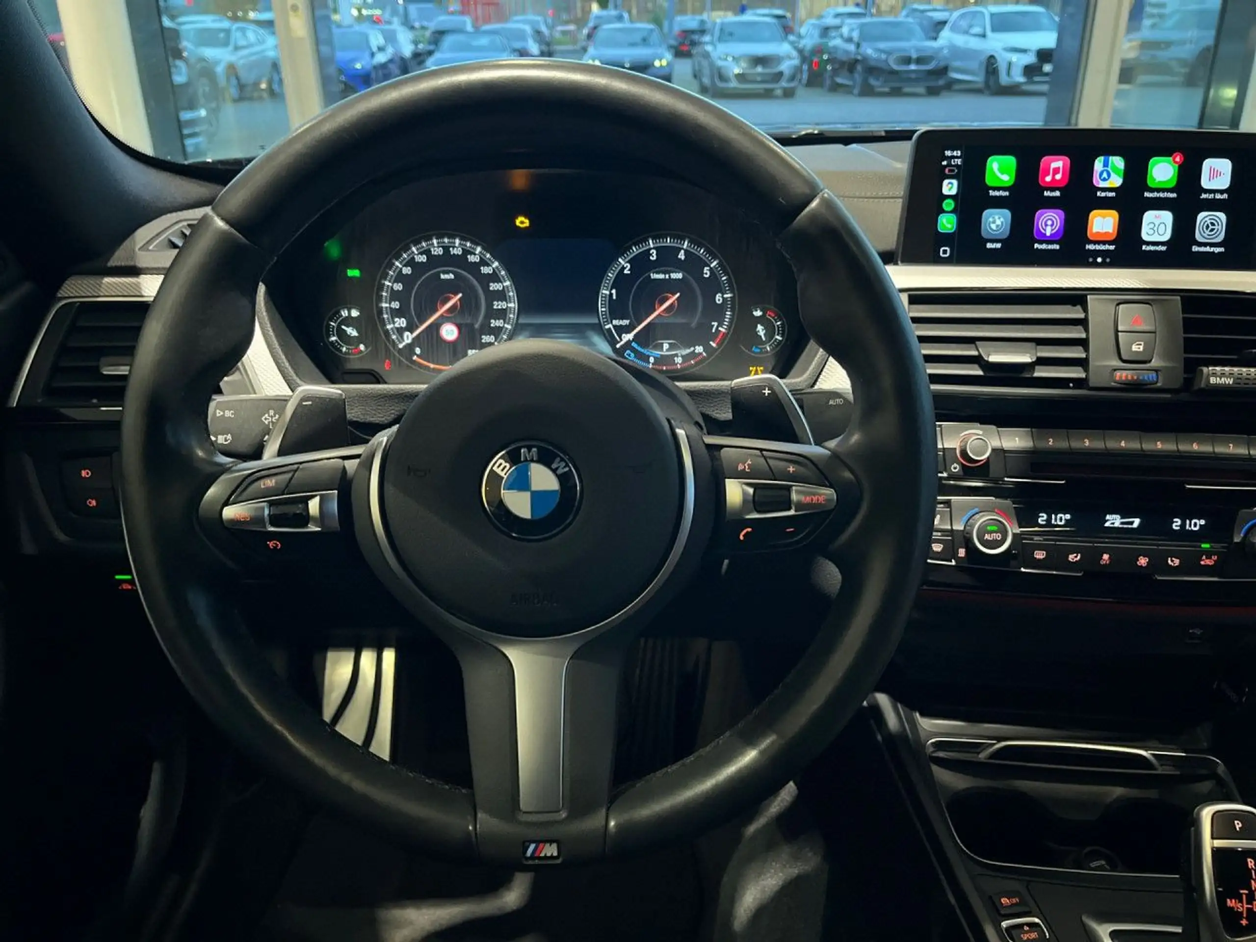 BMW - 440