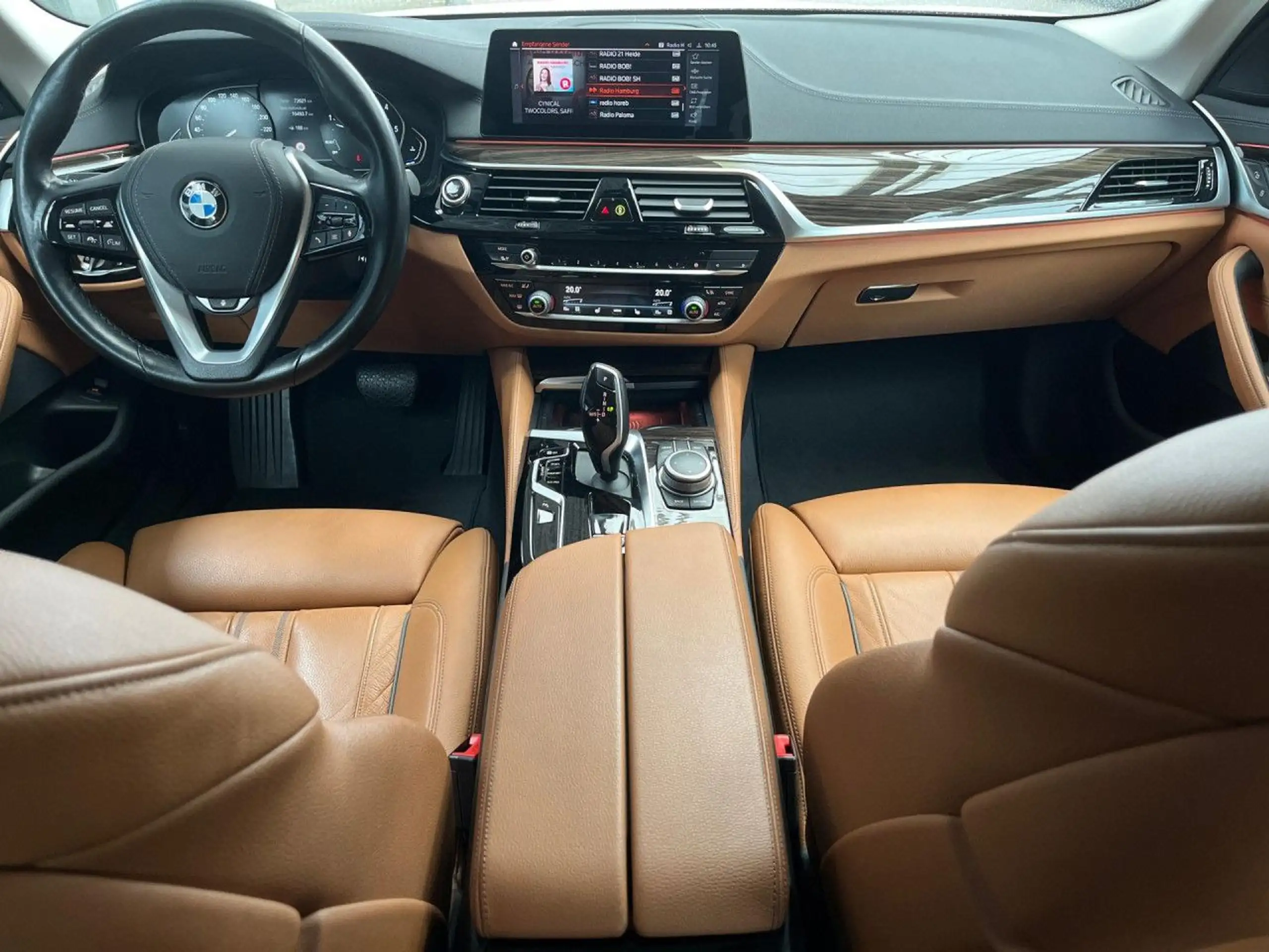 BMW - 520