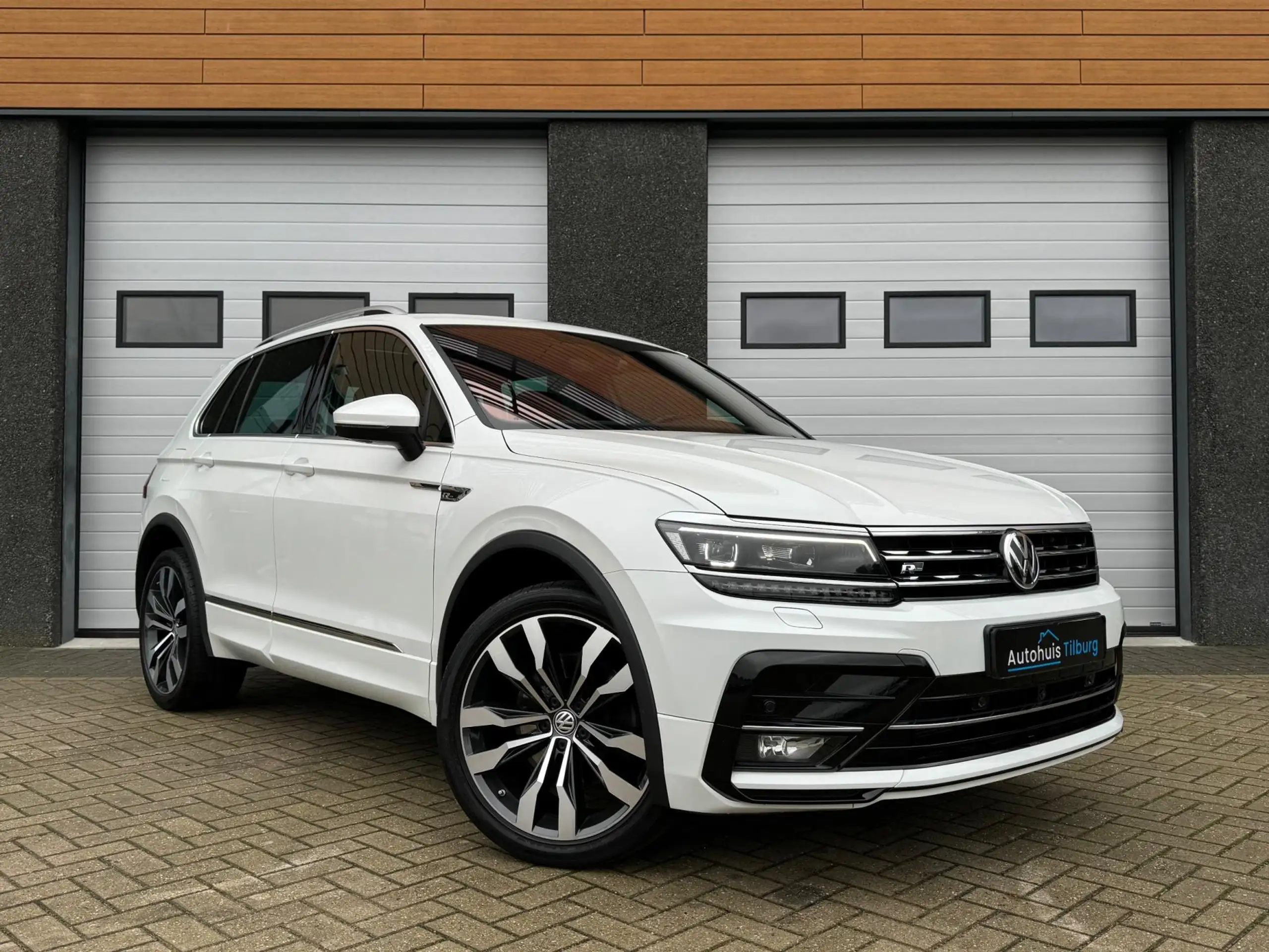 Volkswagen - Tiguan