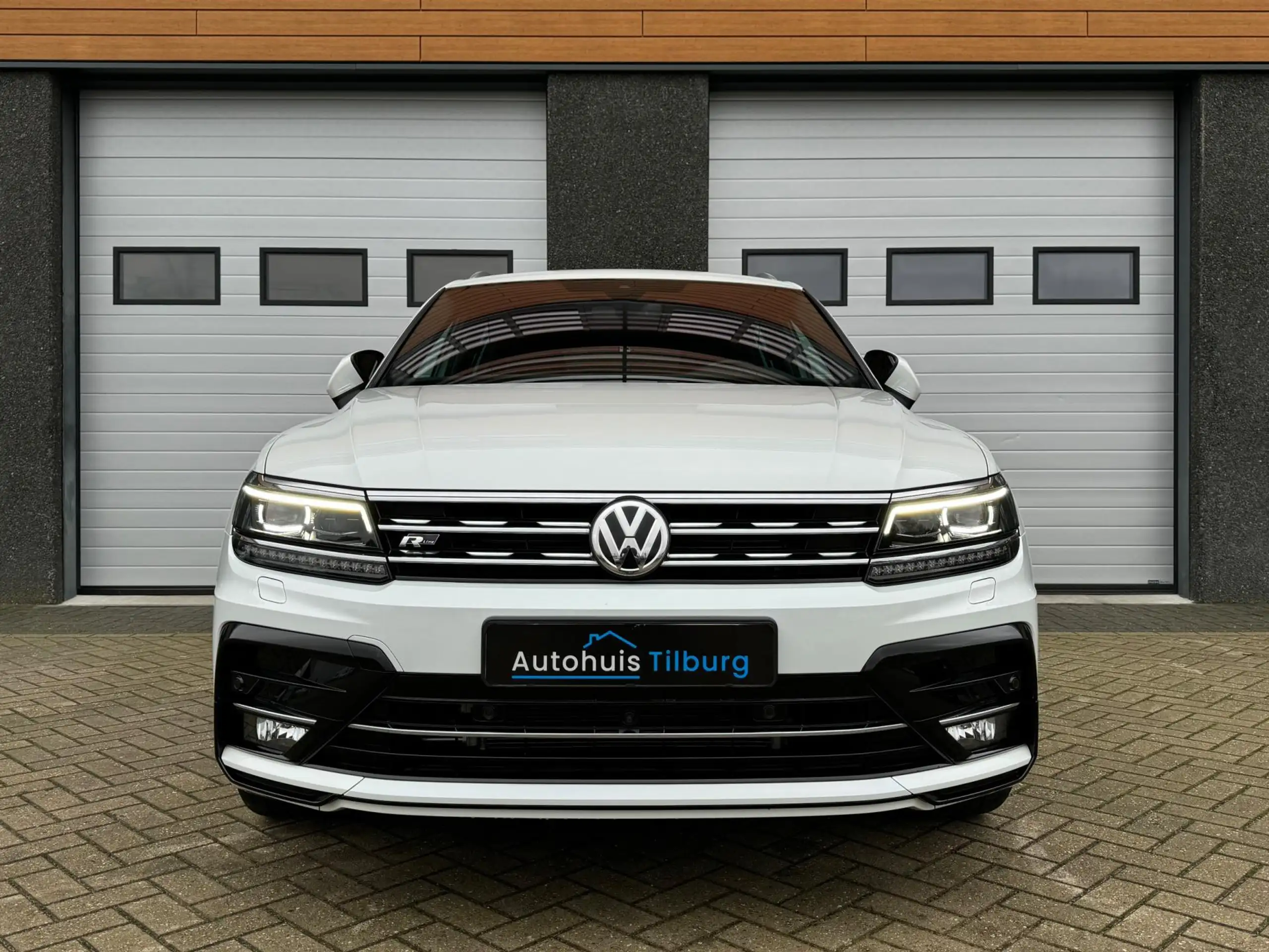 Volkswagen - Tiguan