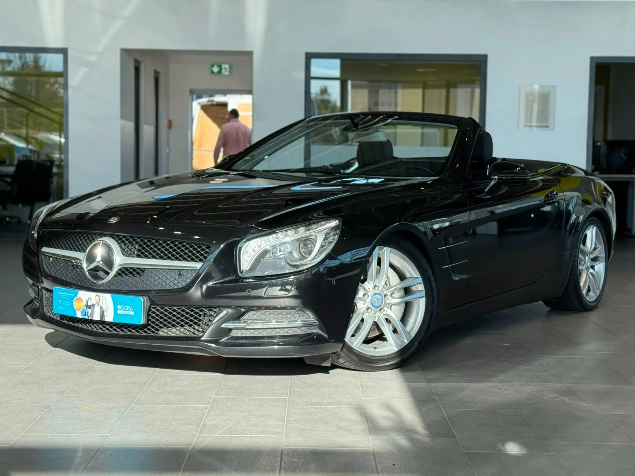 Mercedes-Benz - SL 350