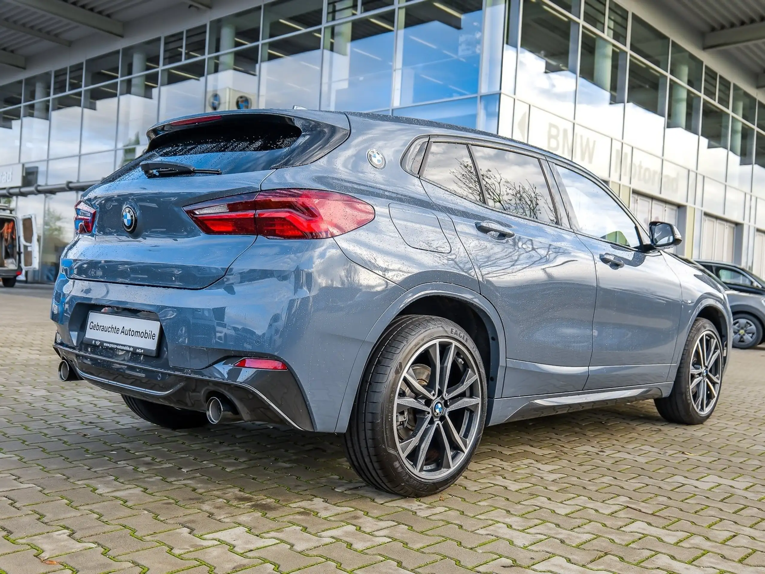 BMW - X2