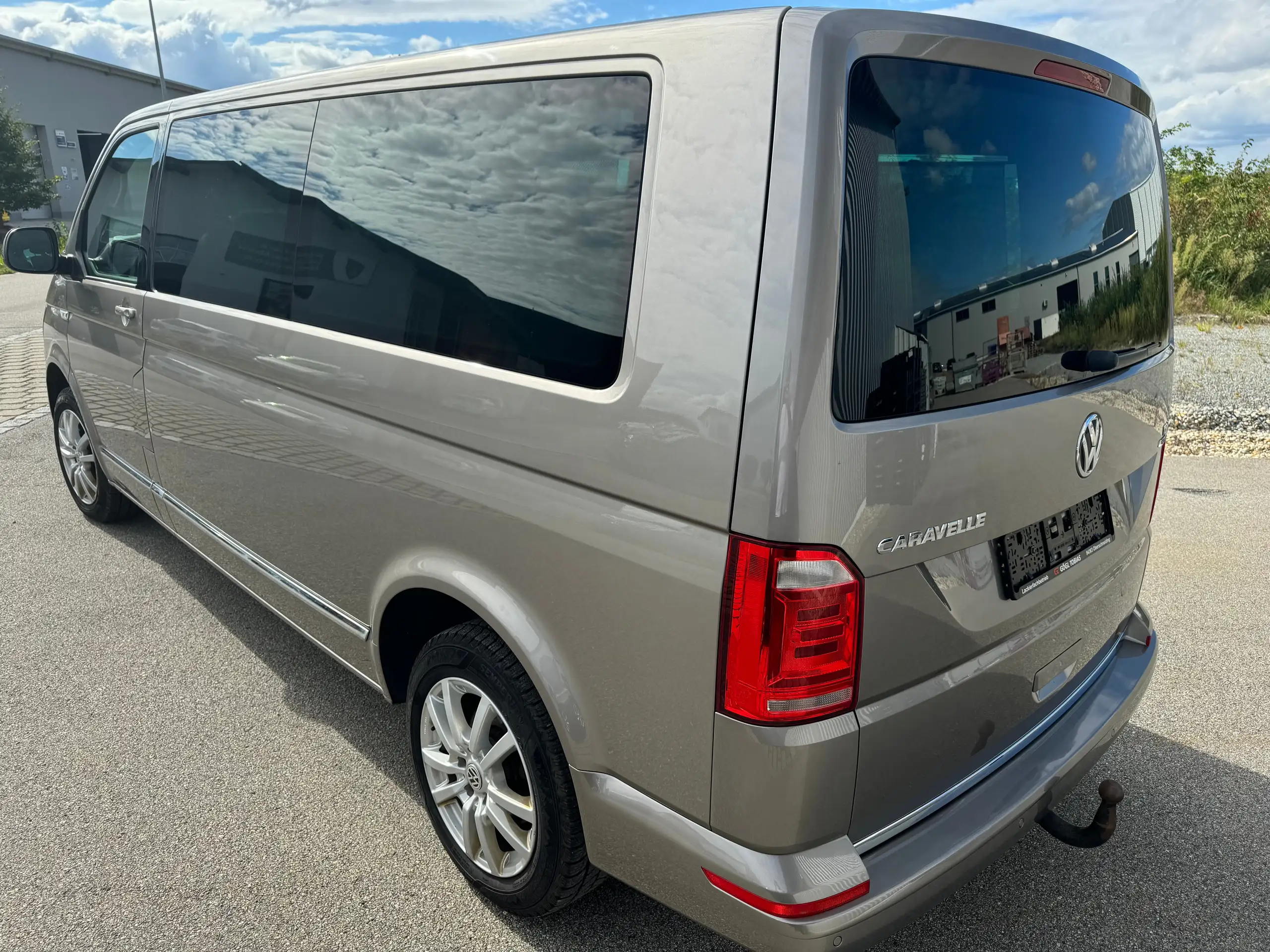 Volkswagen - T6 Caravelle