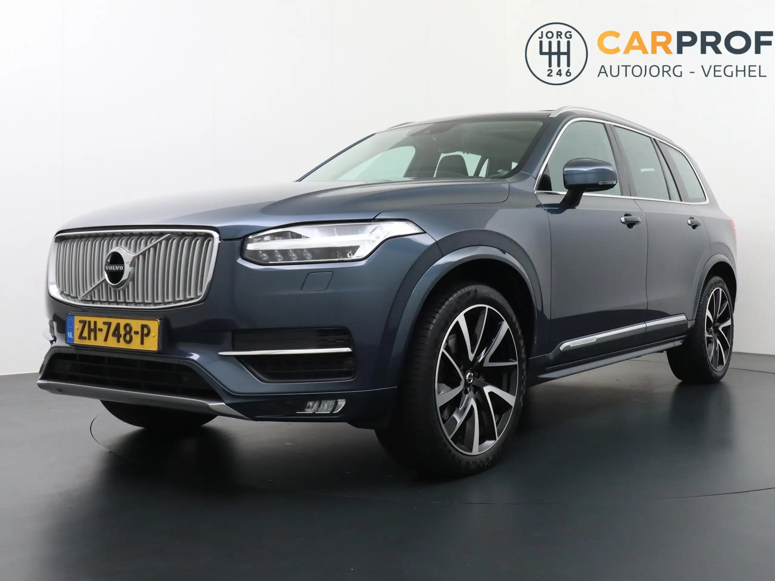 Volvo - XC90