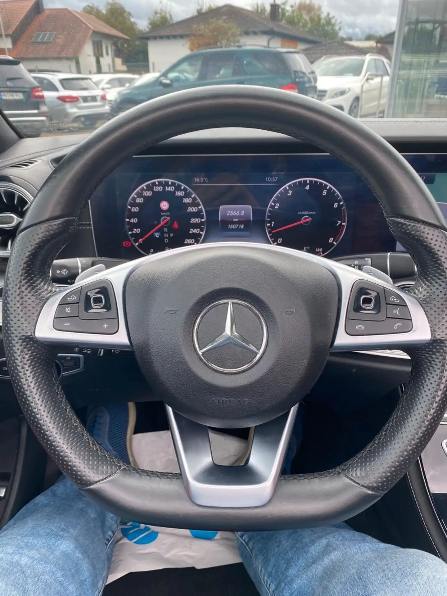 Mercedes-Benz - E 400