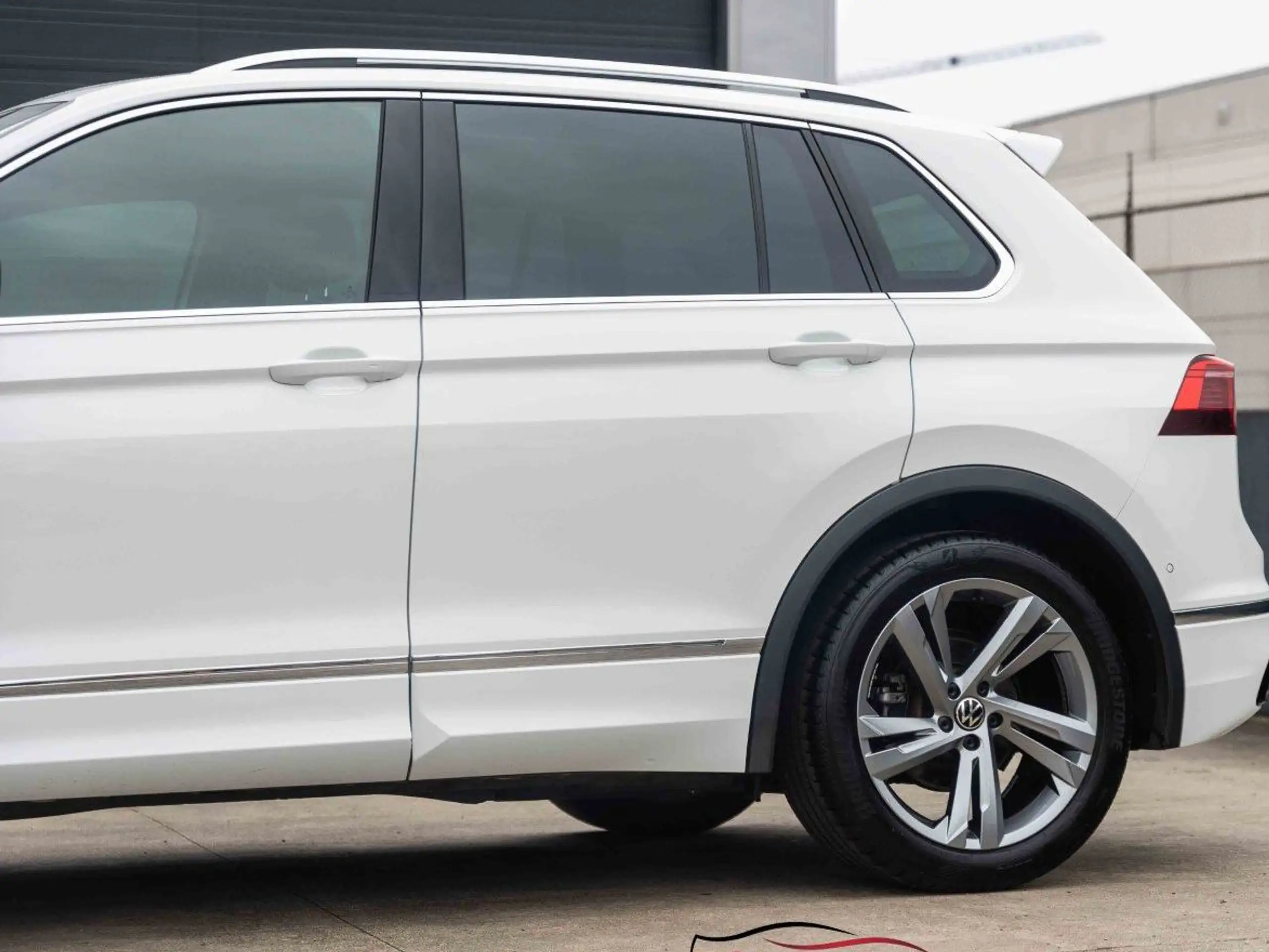 Volkswagen - Tiguan