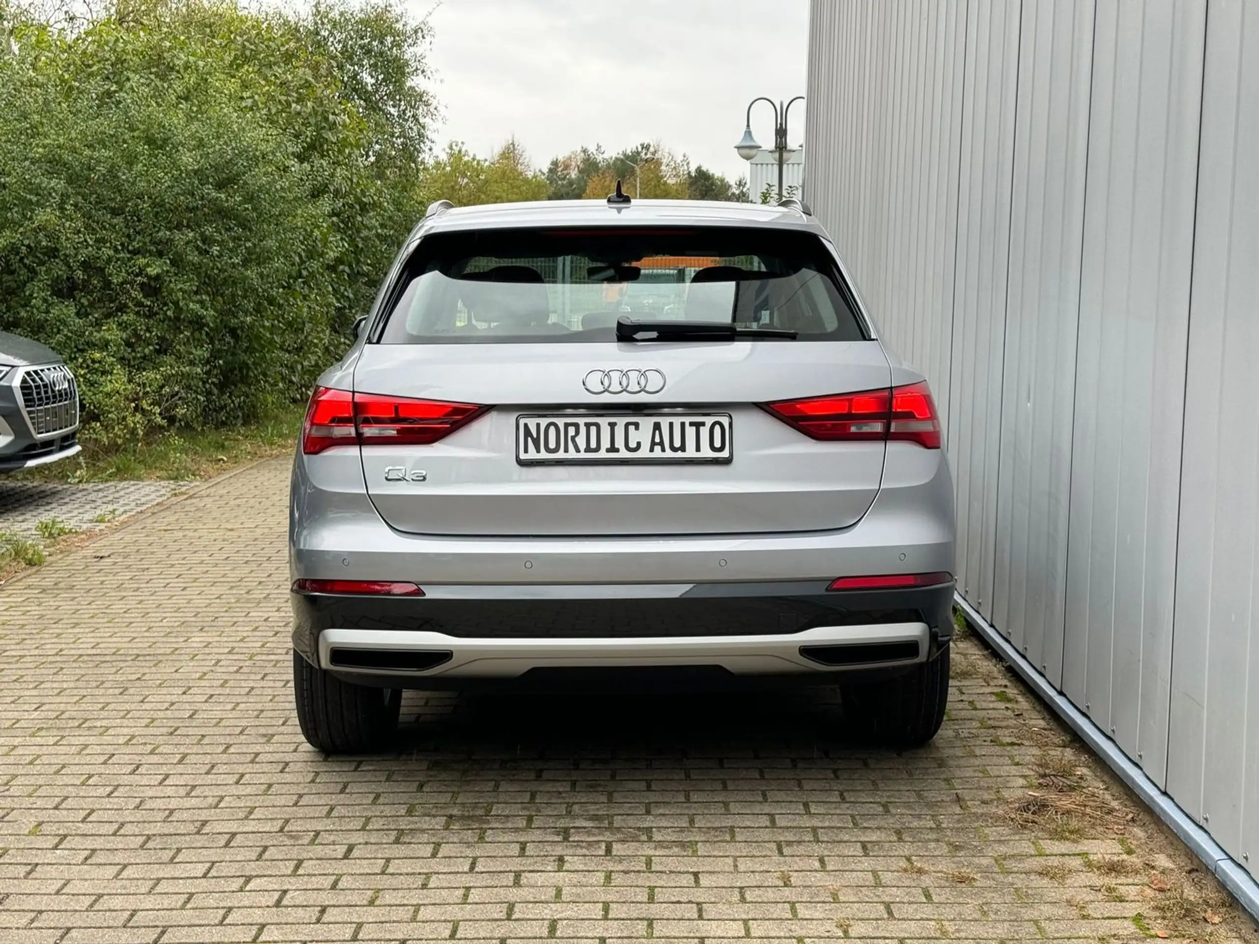 Audi - Q3