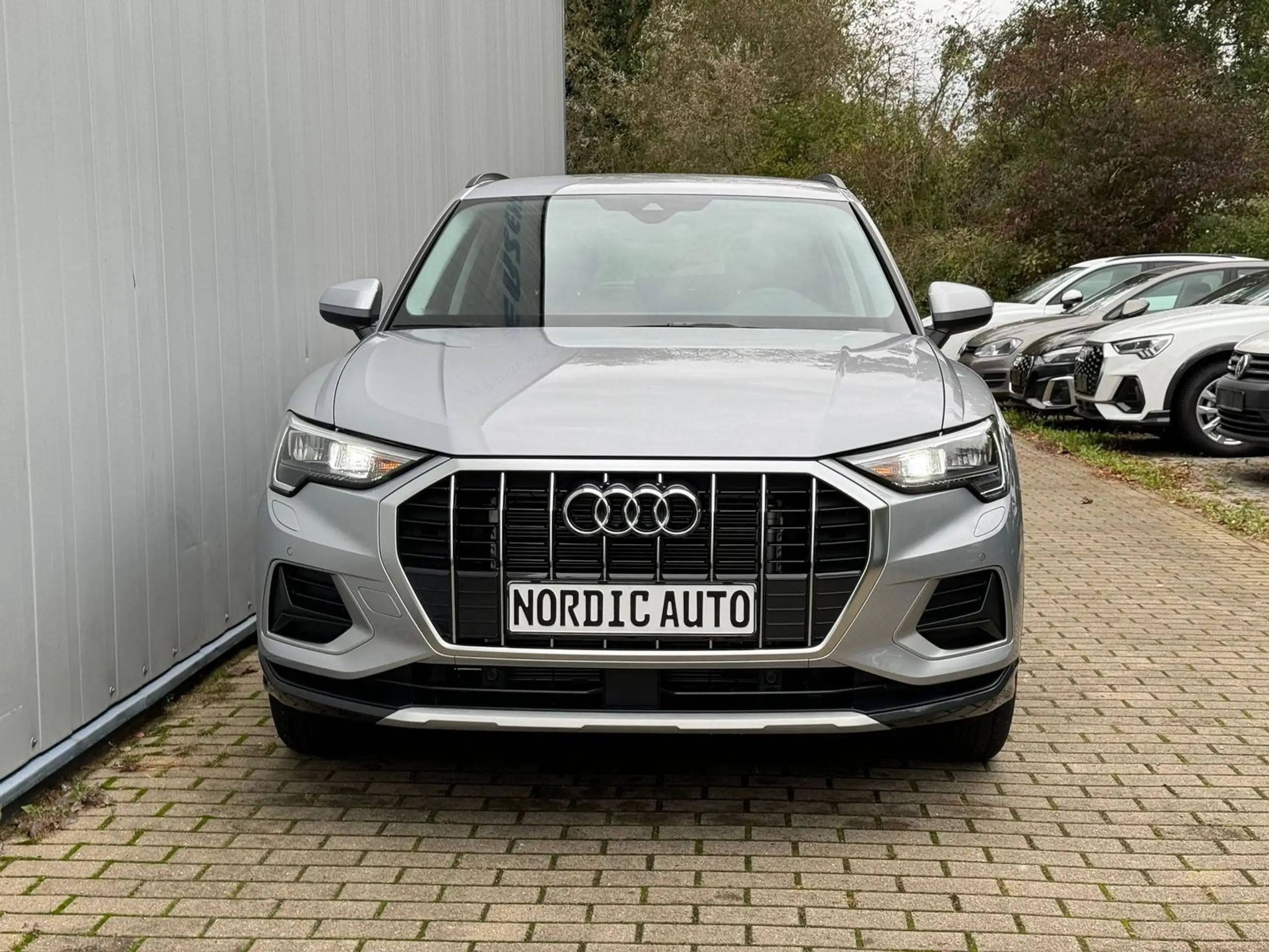 Audi - Q3