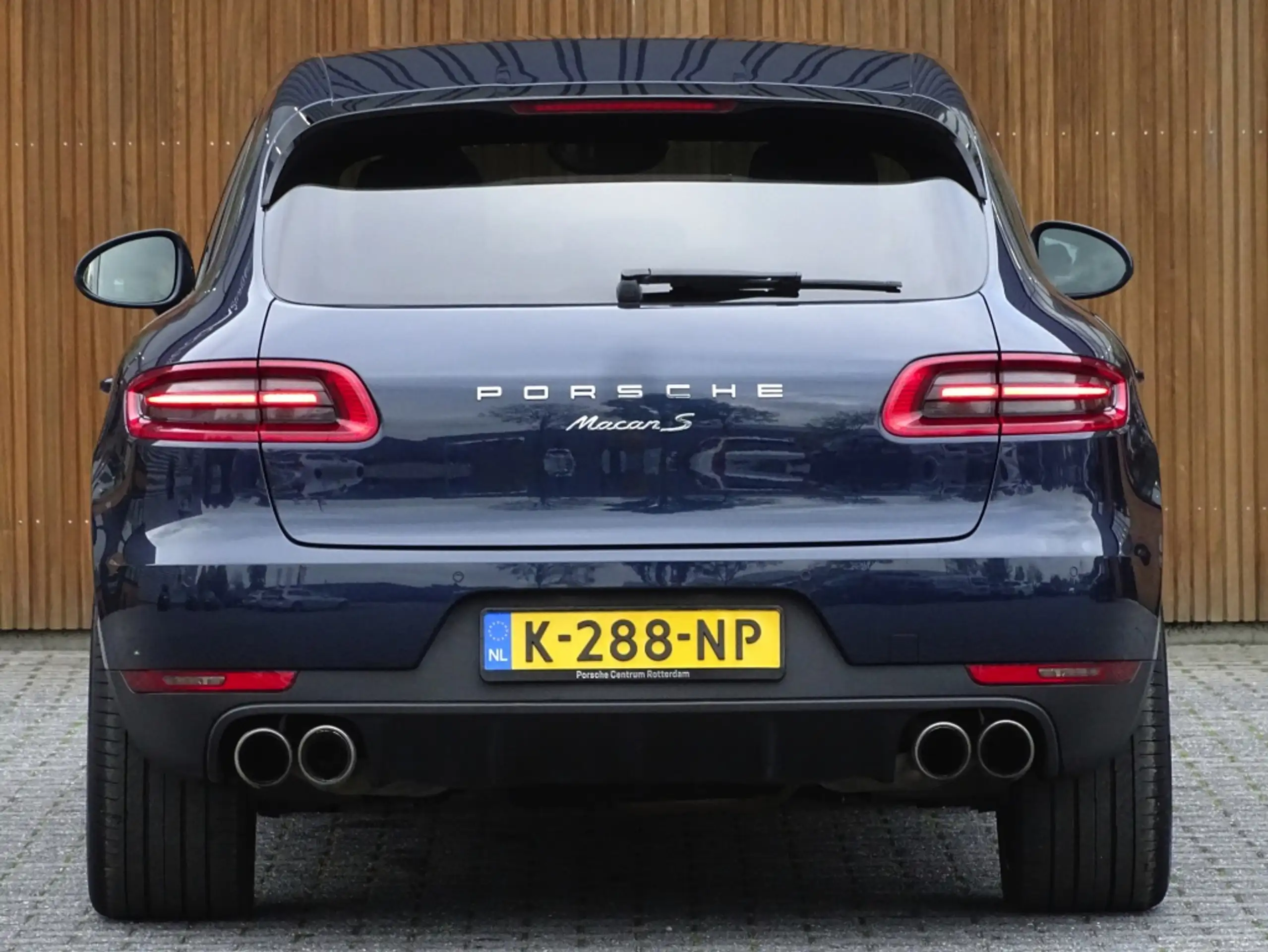 Porsche - Macan