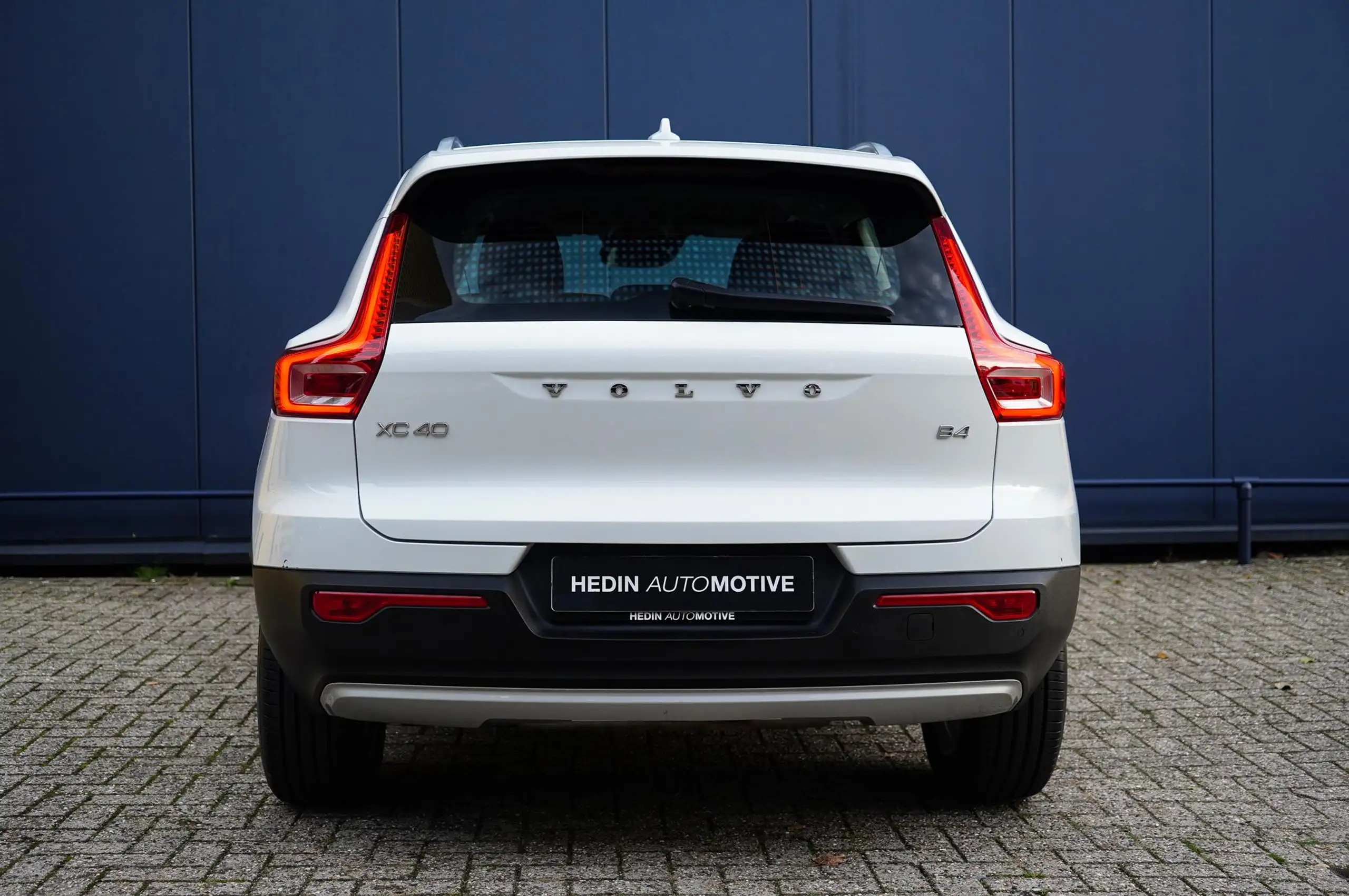 Volvo - XC40