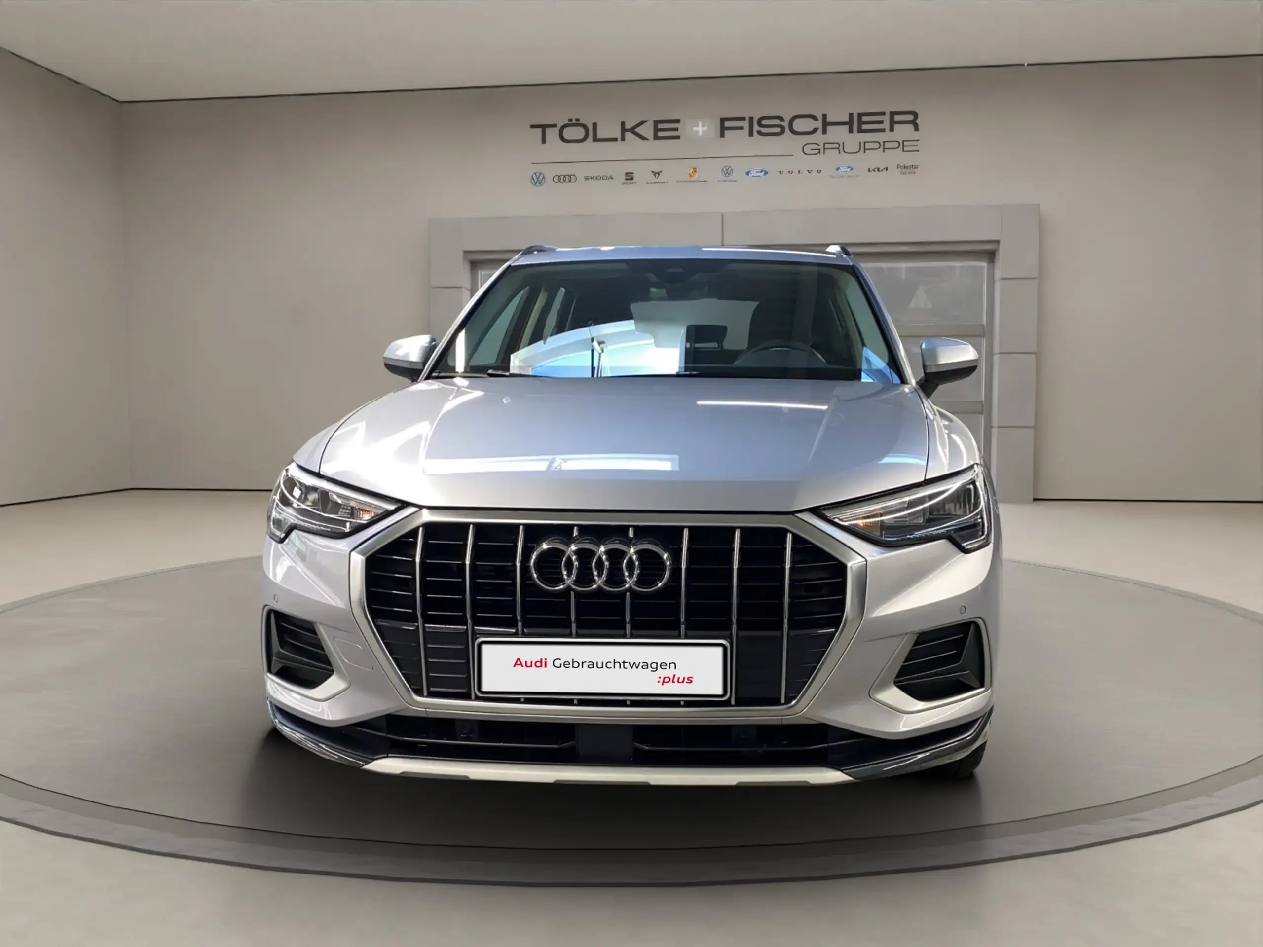 Audi - Q3