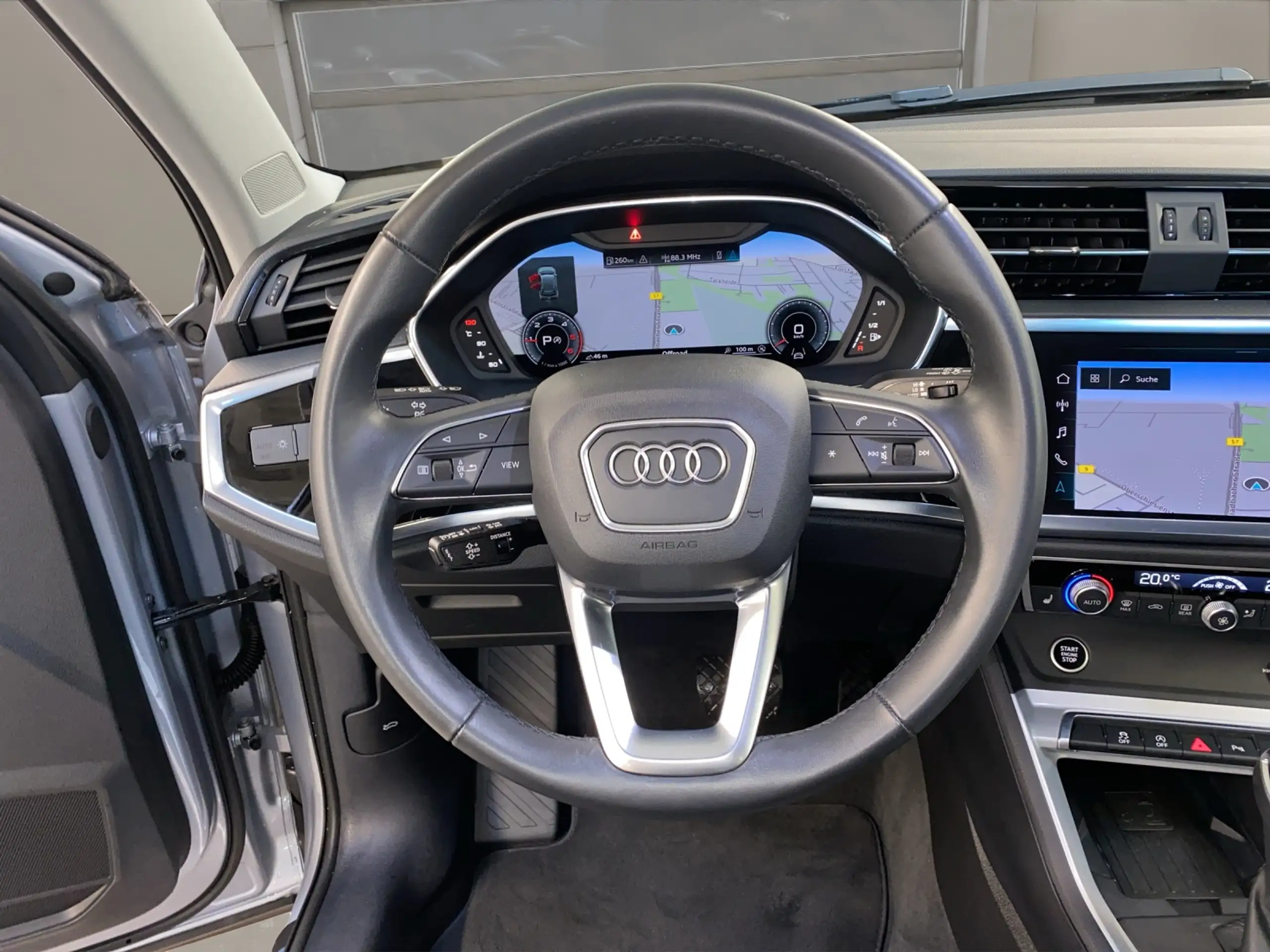 Audi - Q3