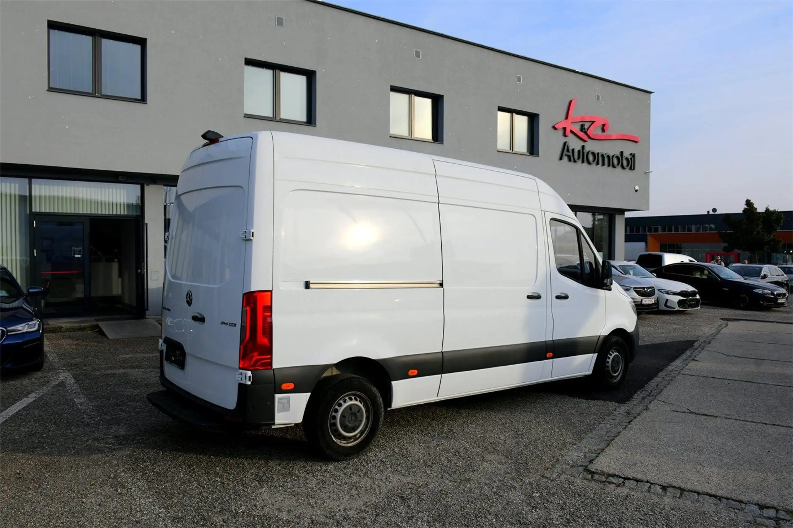 Mercedes-Benz - Sprinter