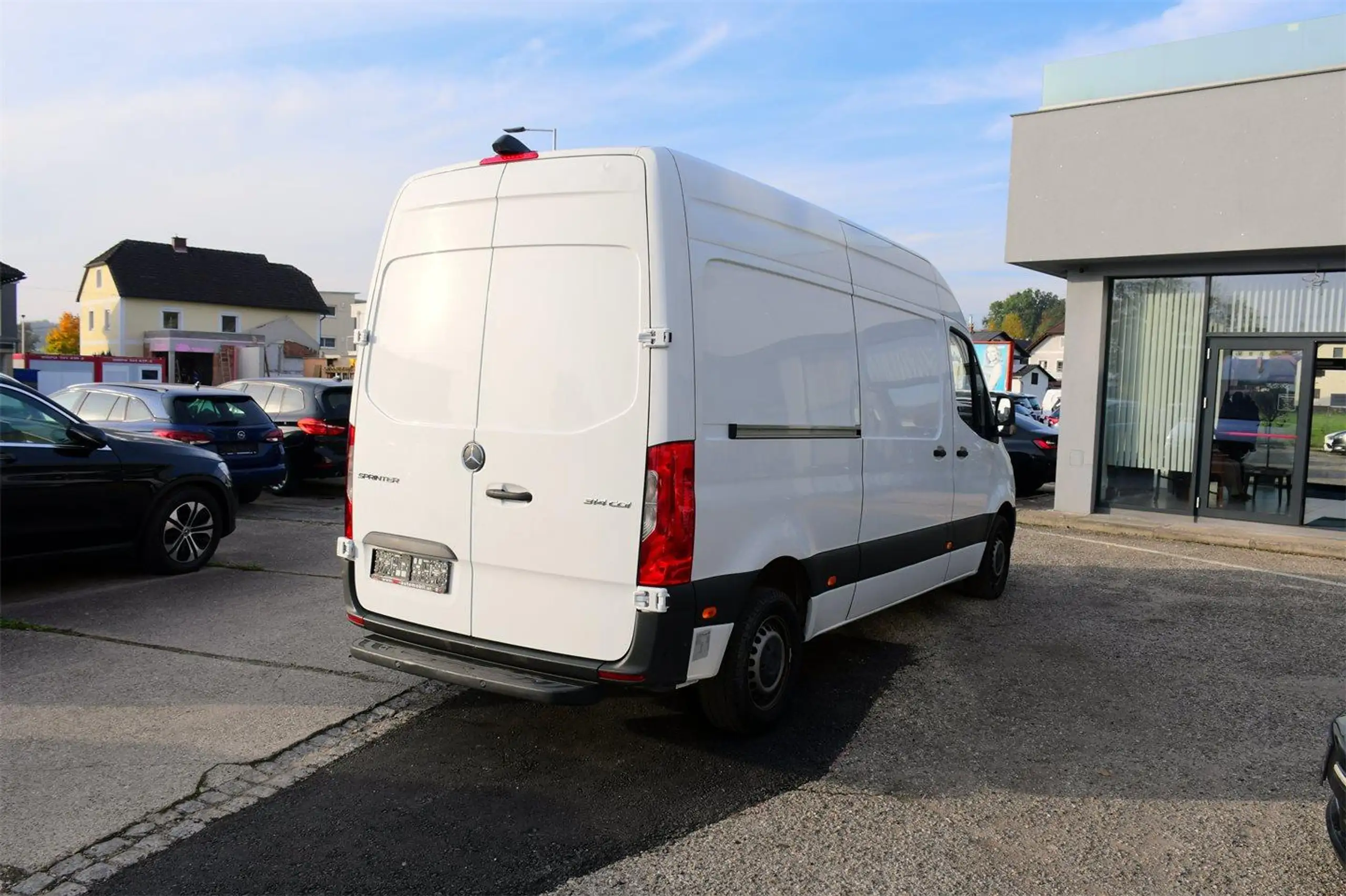 Mercedes-Benz - Sprinter