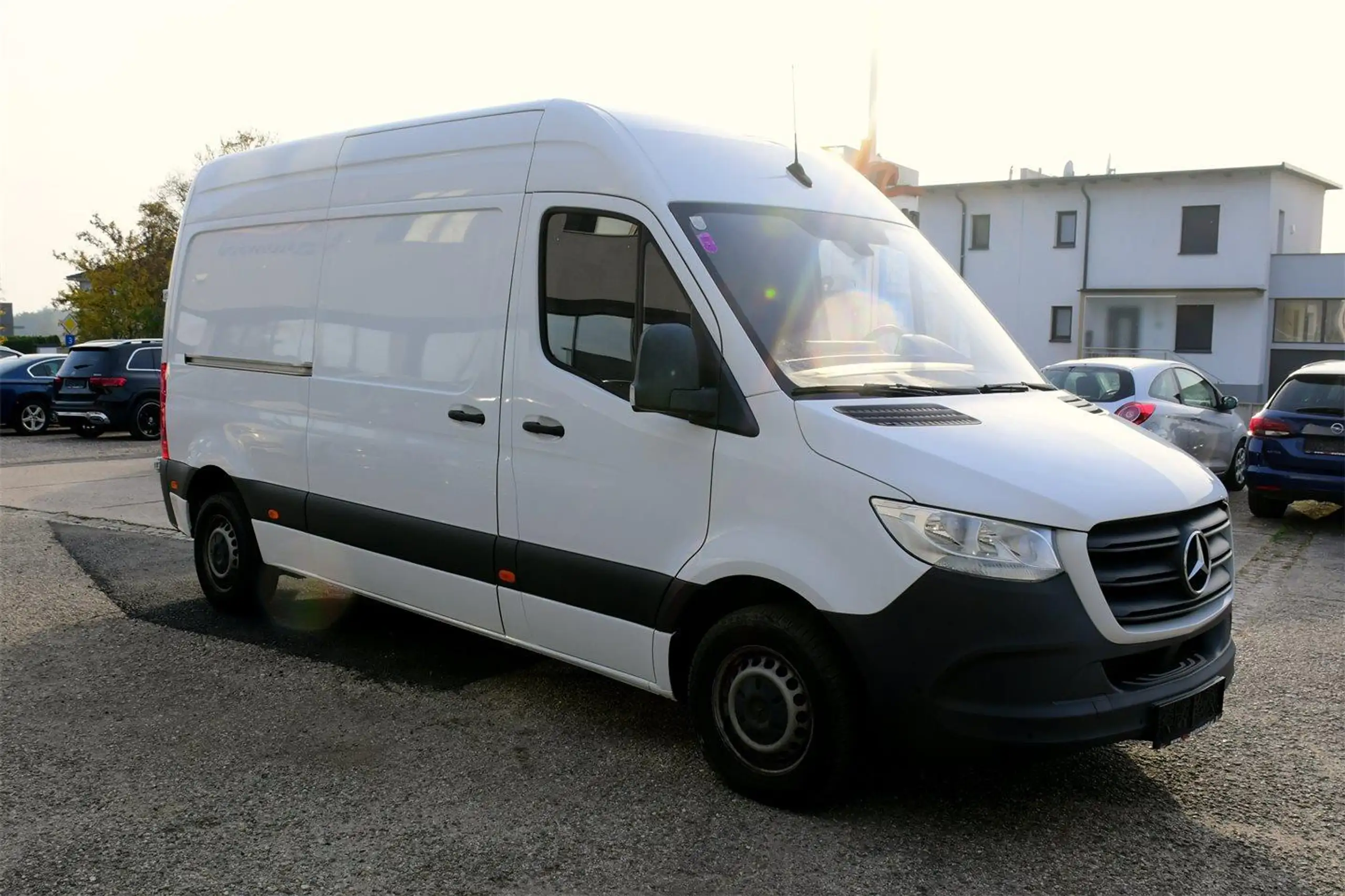 Mercedes-Benz - Sprinter