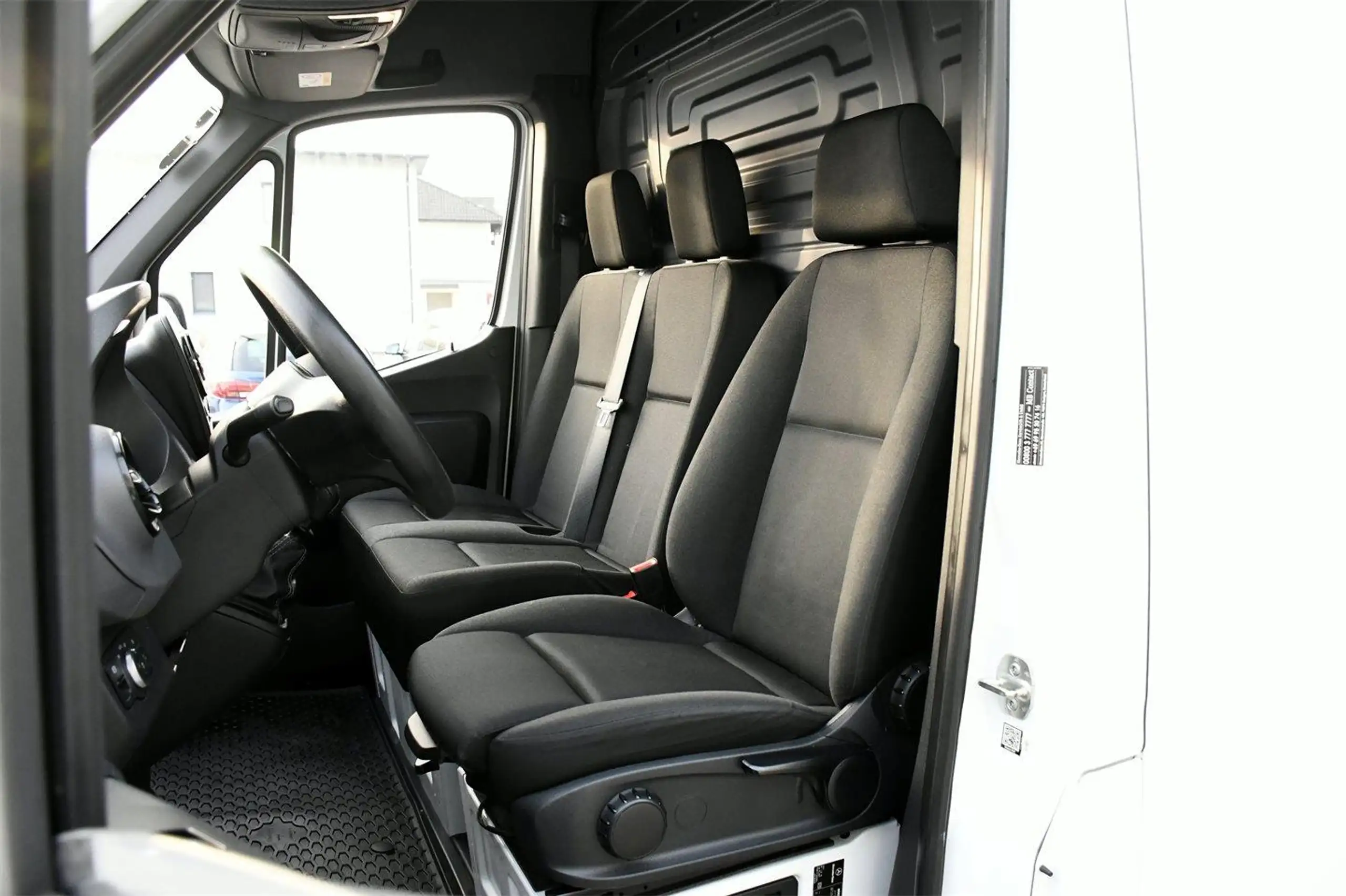 Mercedes-Benz - Sprinter