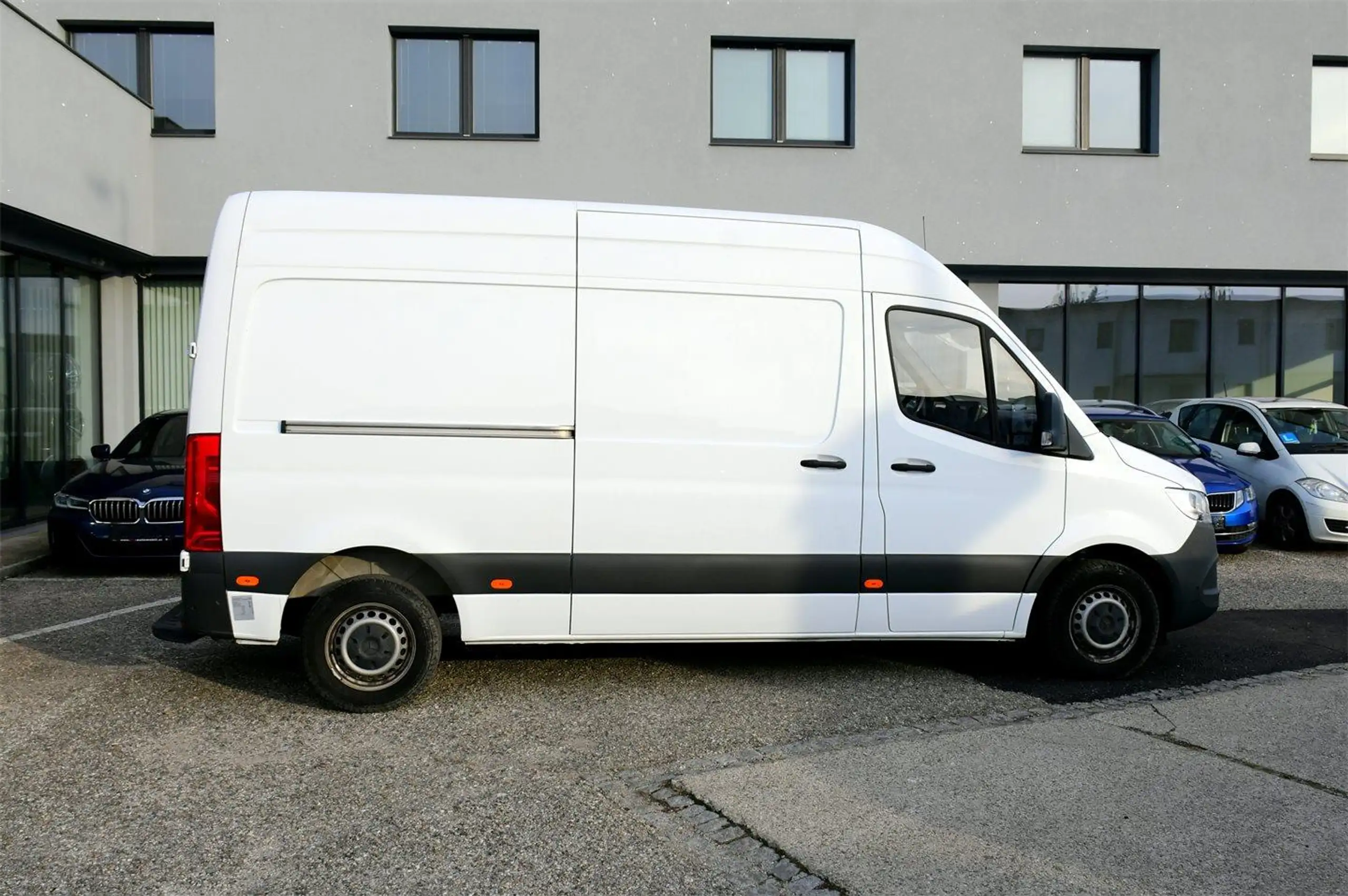 Mercedes-Benz - Sprinter