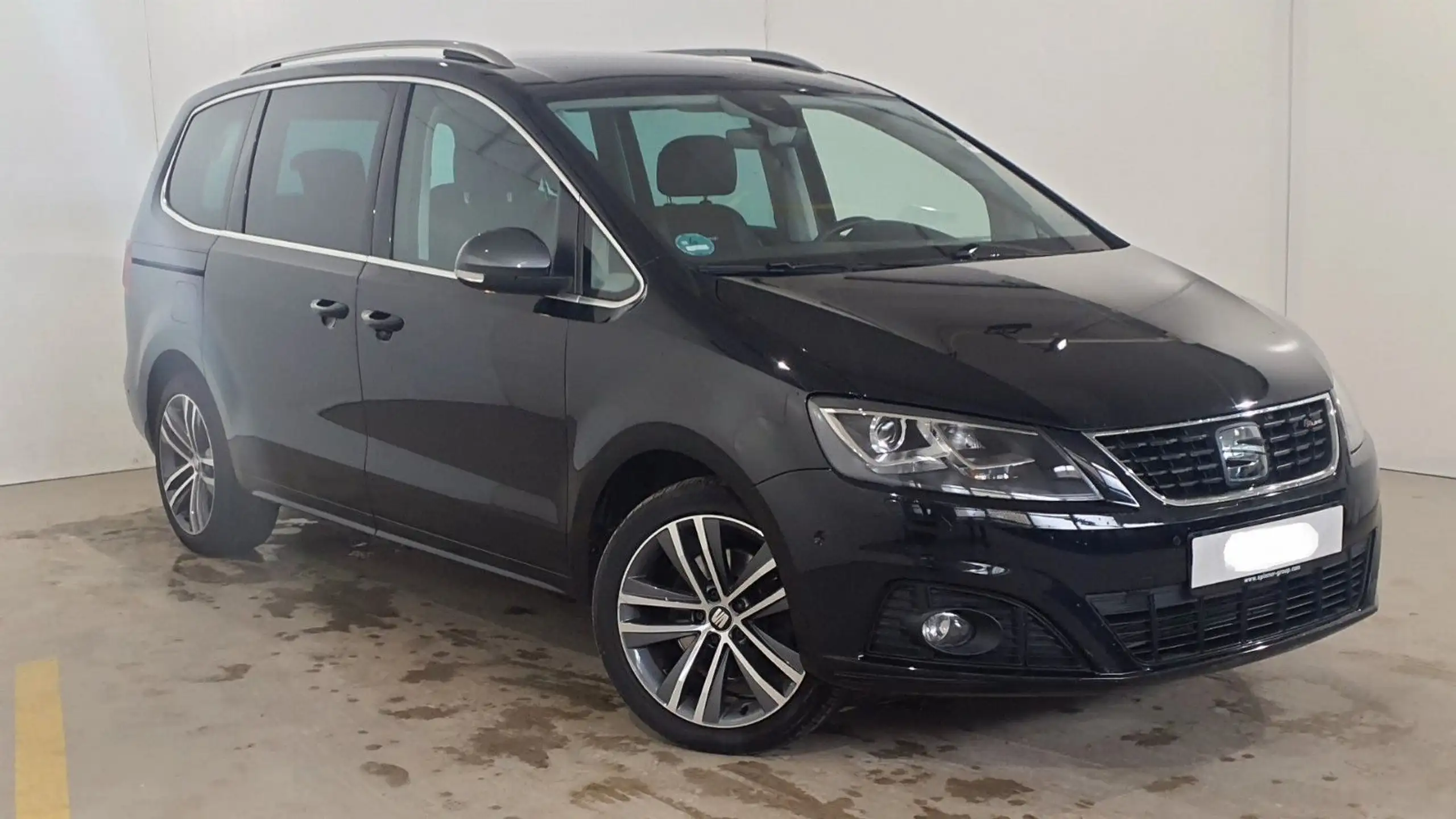 SEAT - Alhambra