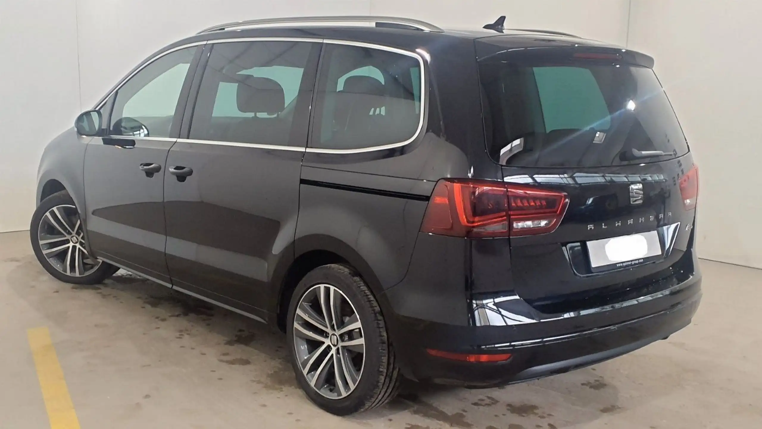 SEAT - Alhambra