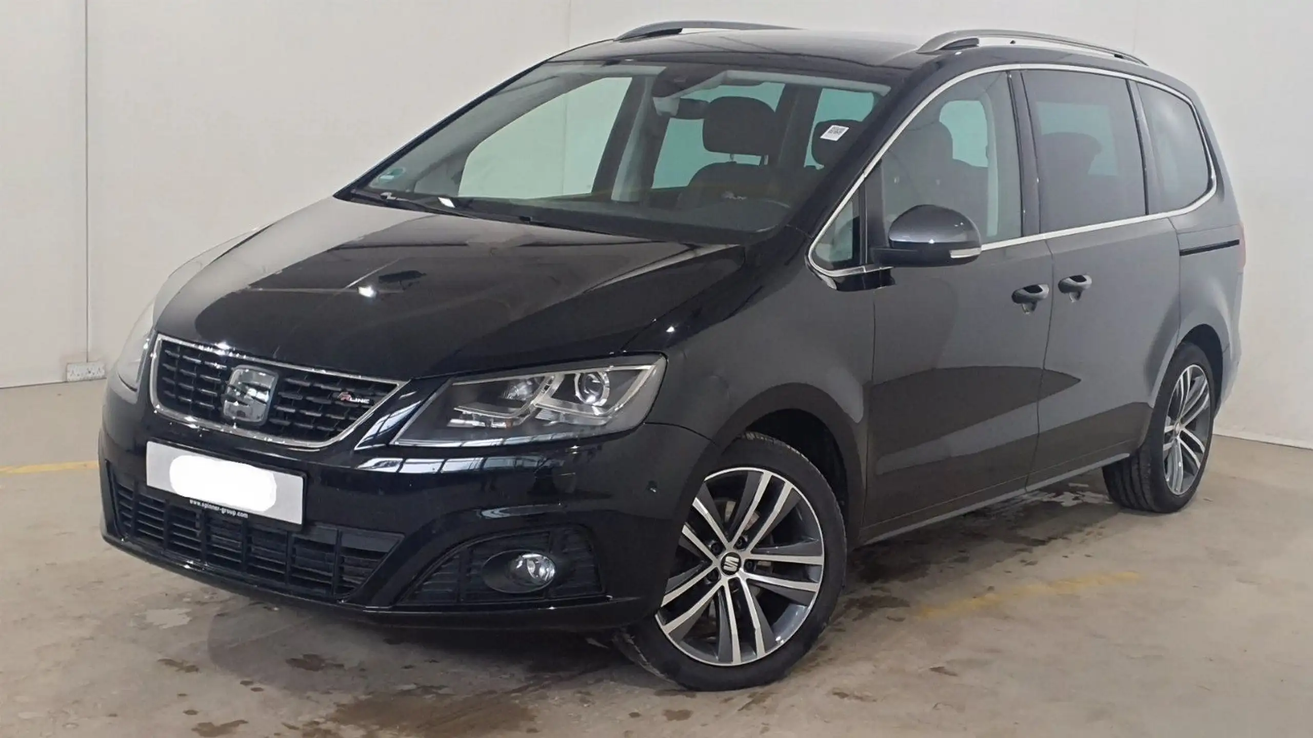 SEAT - Alhambra