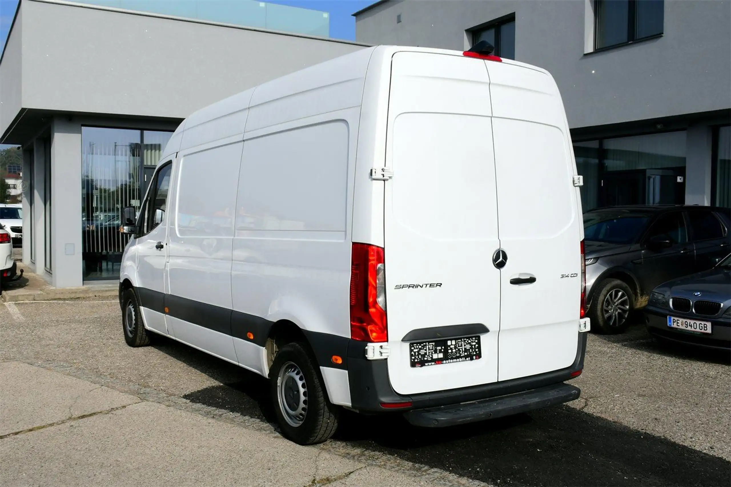 Mercedes-Benz - Sprinter