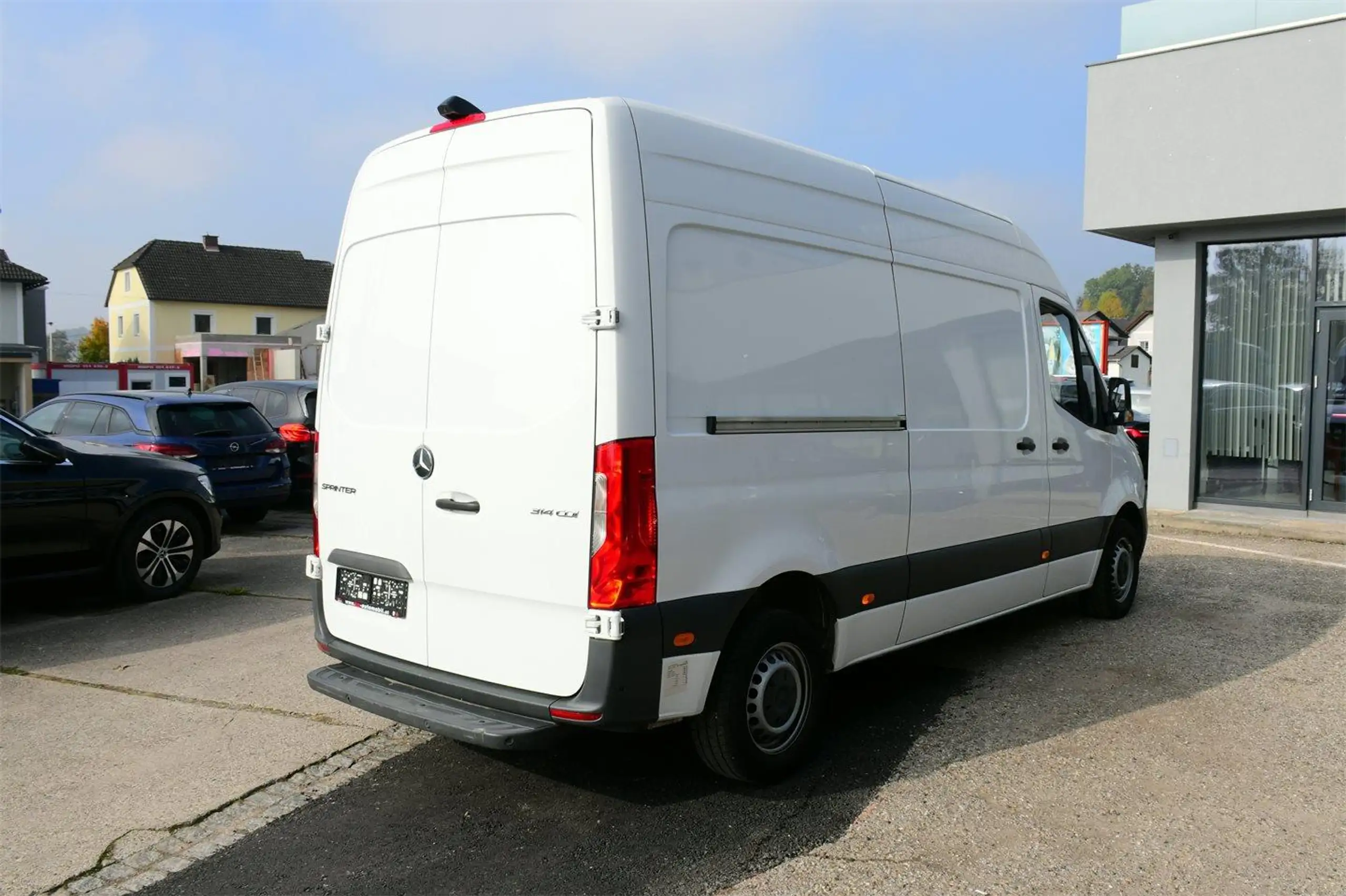 Mercedes-Benz - Sprinter