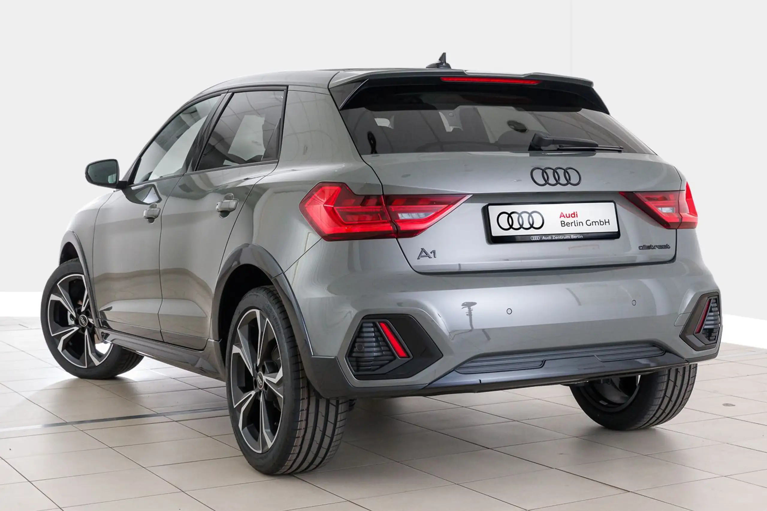 Audi - A1