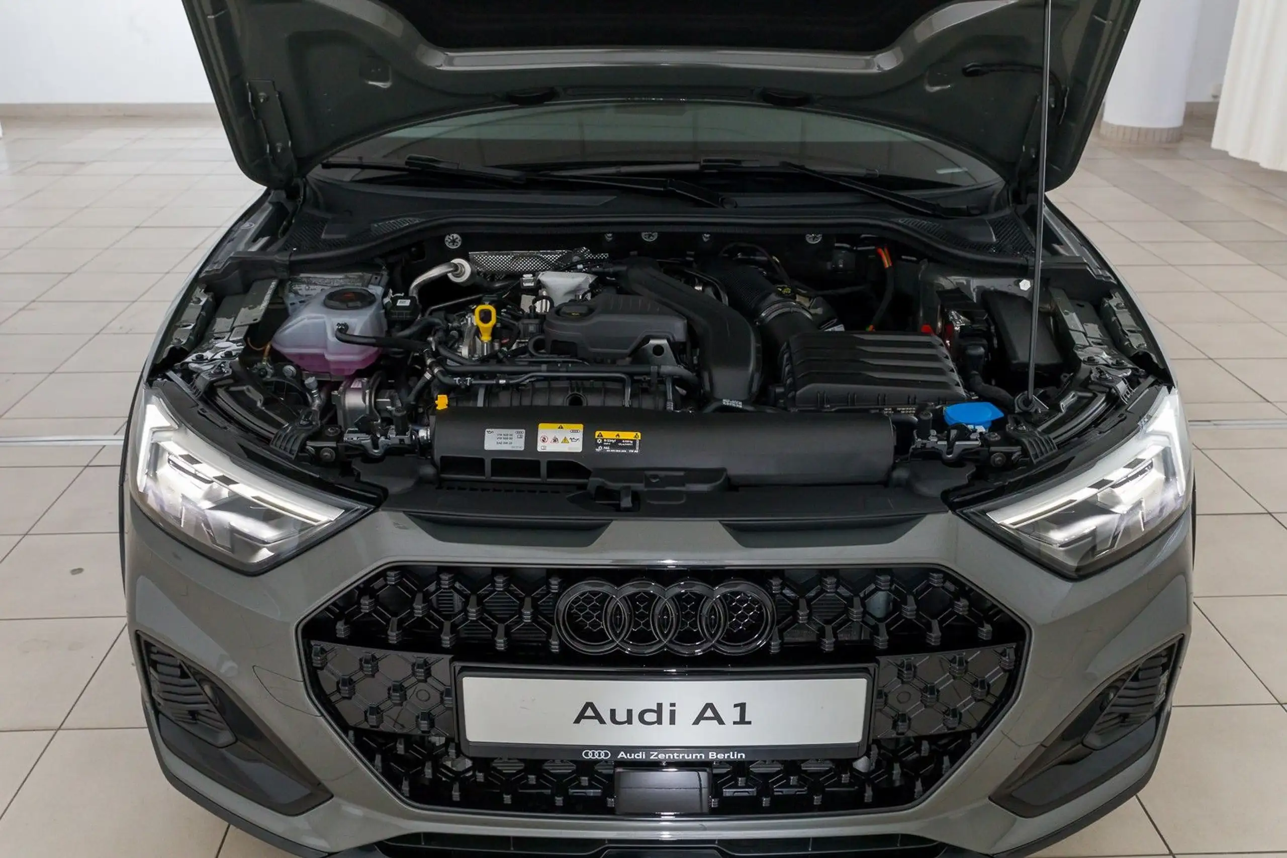 Audi - A1