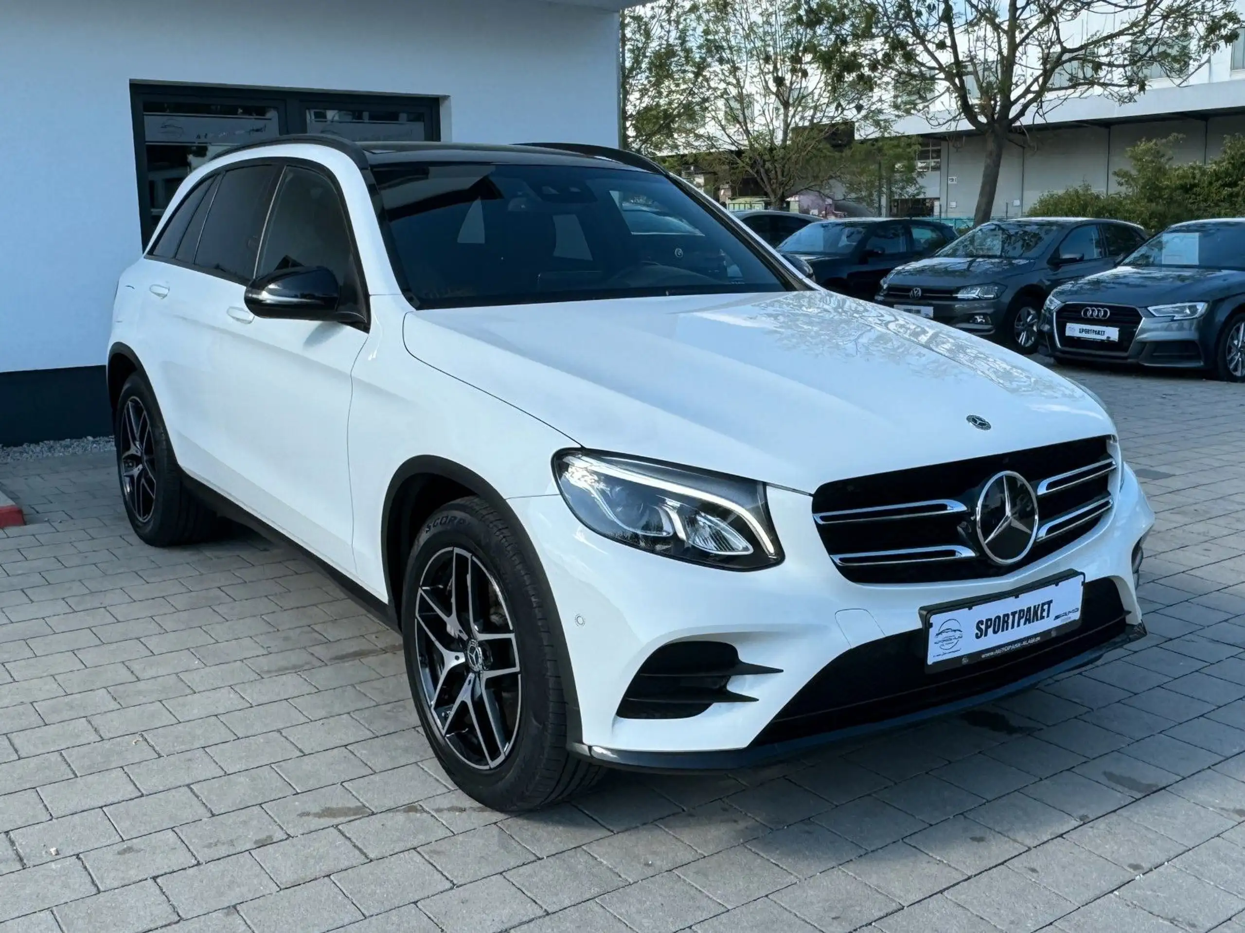 Mercedes-Benz - GLC 250