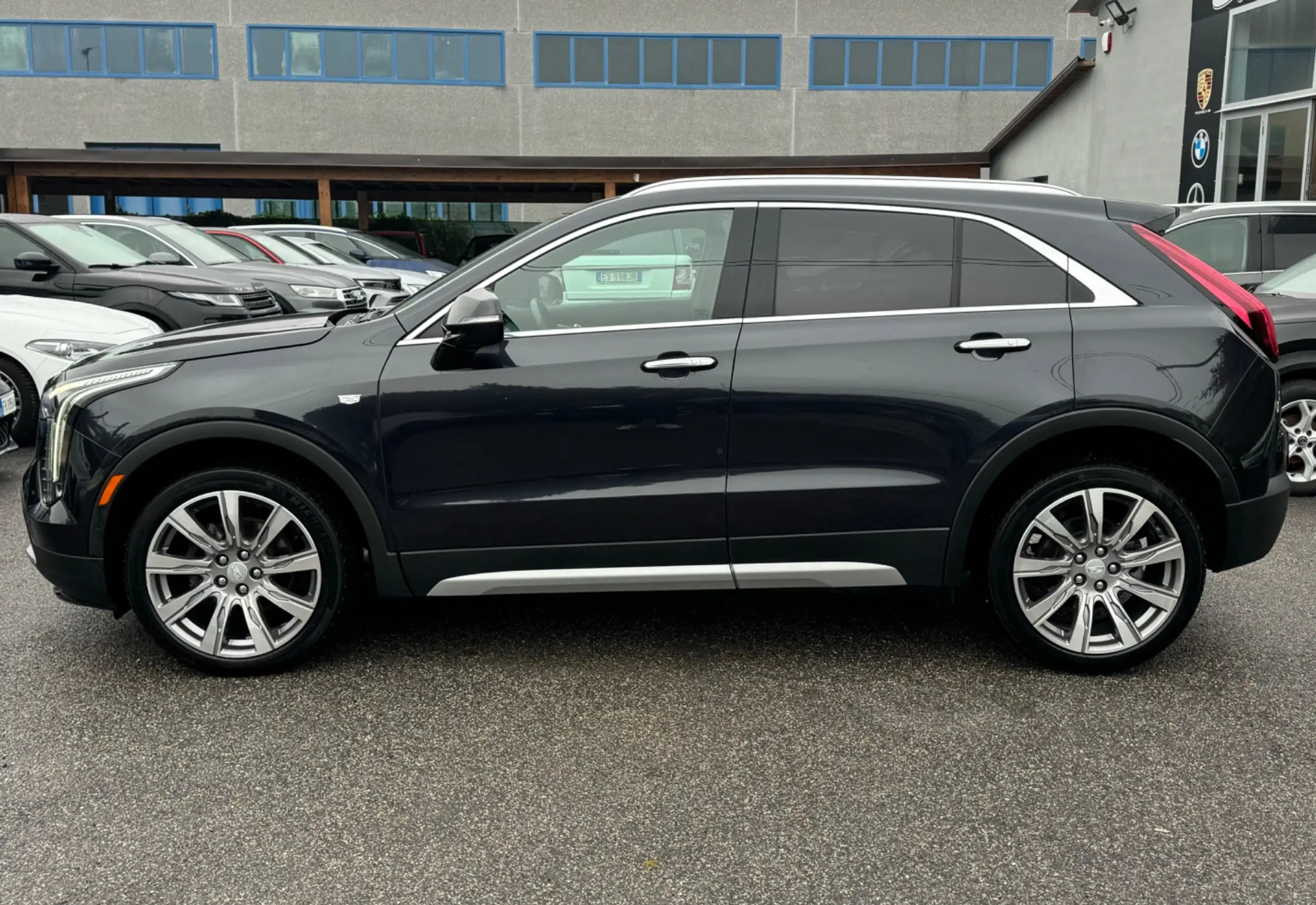 Cadillac - XT4