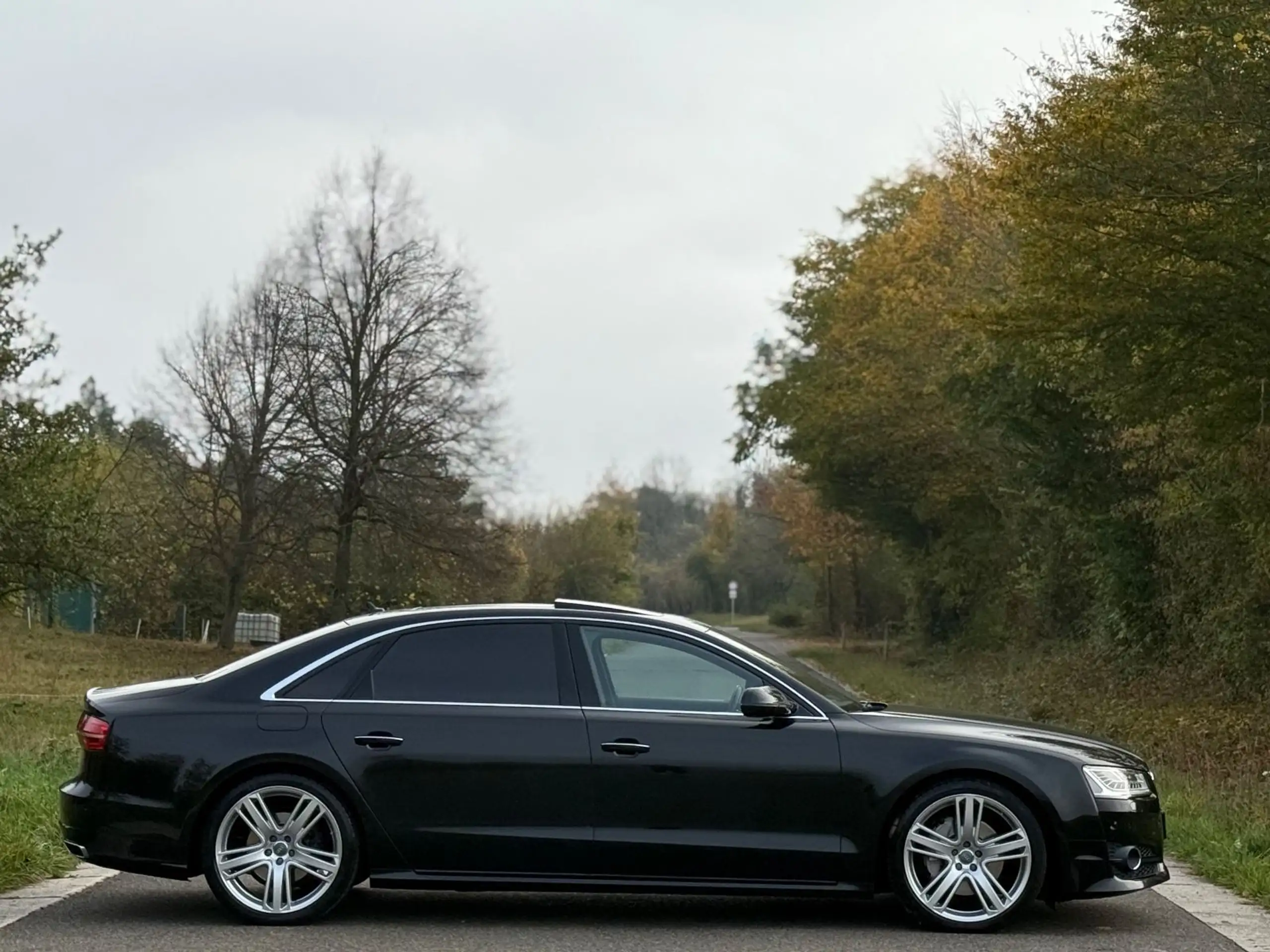 Audi - A8