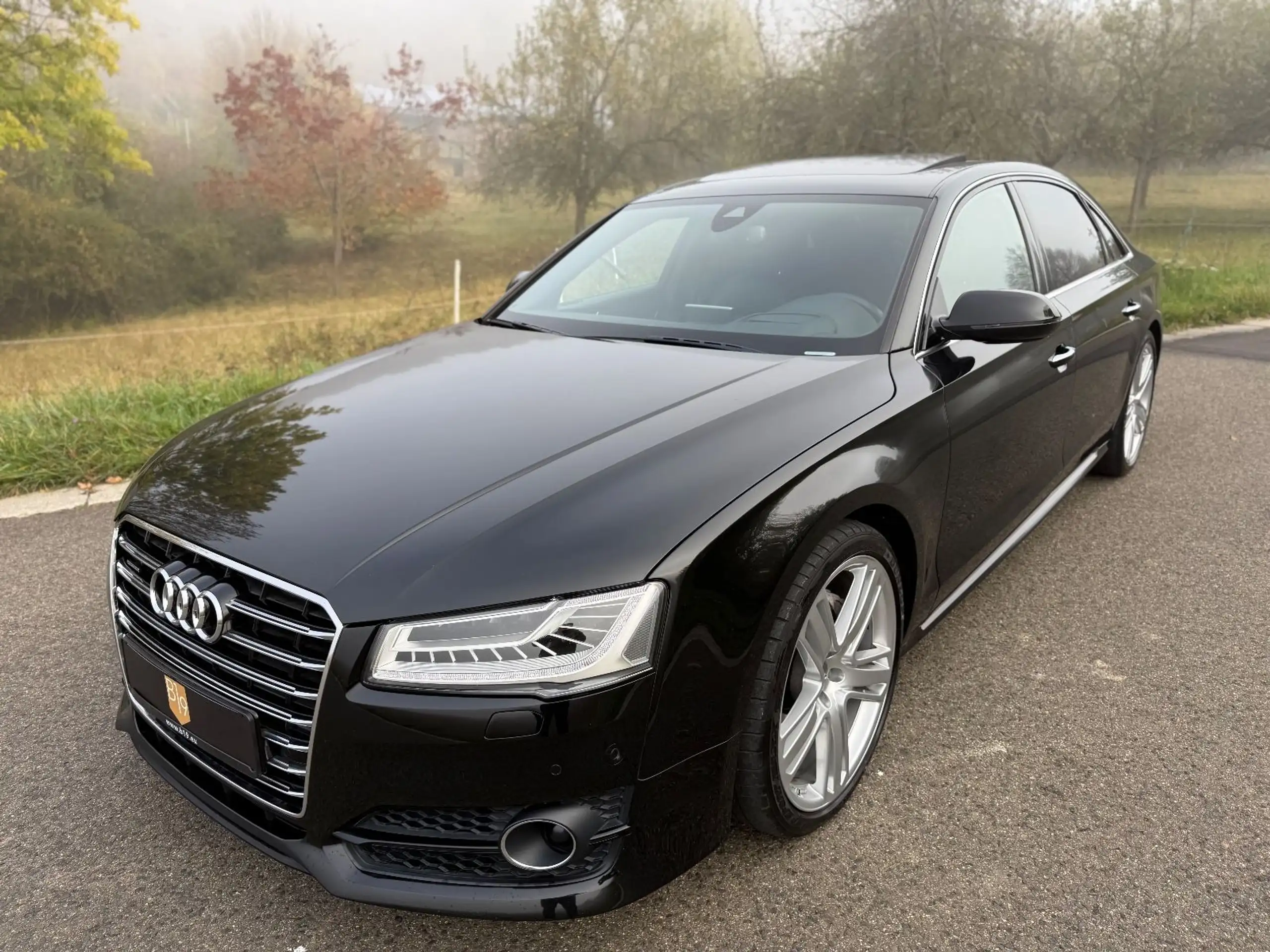 Audi - A8